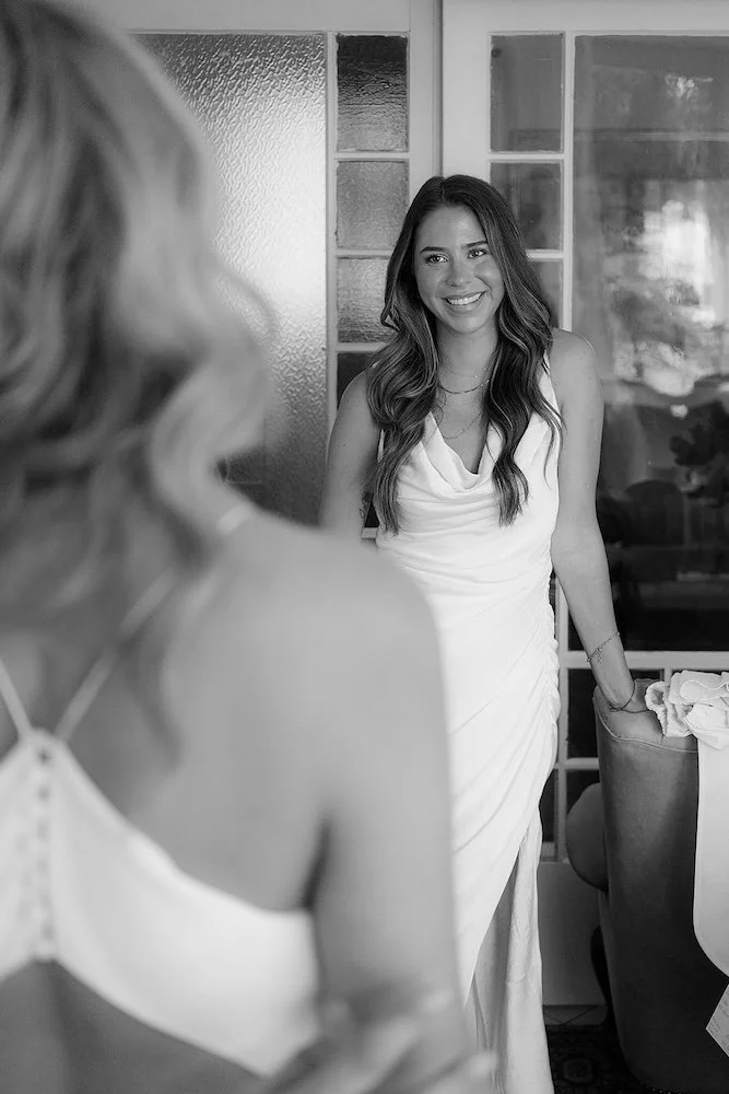 documentary-wedding-photography-getting-ready-bride