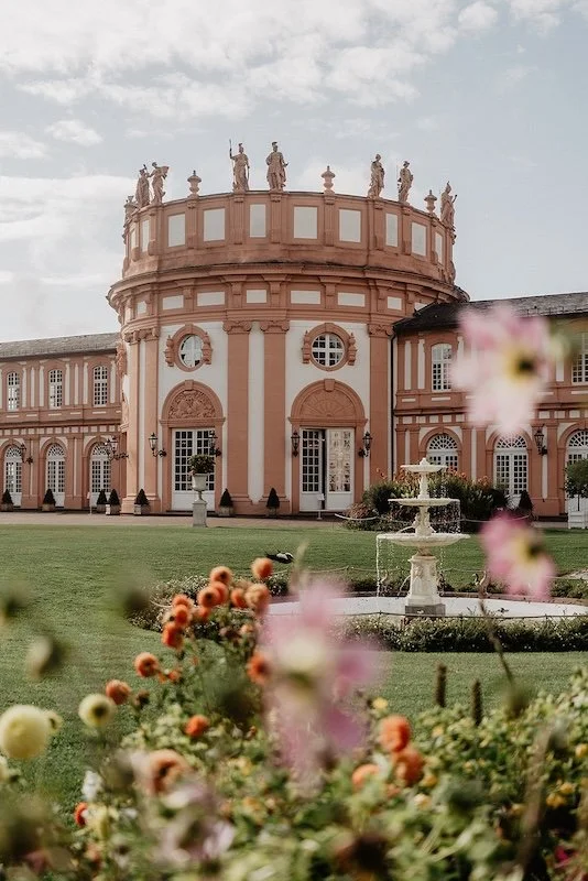 Schloss Biebrich in Wiesbaden – Barockschloss mit Rotunde und Schlossgarten