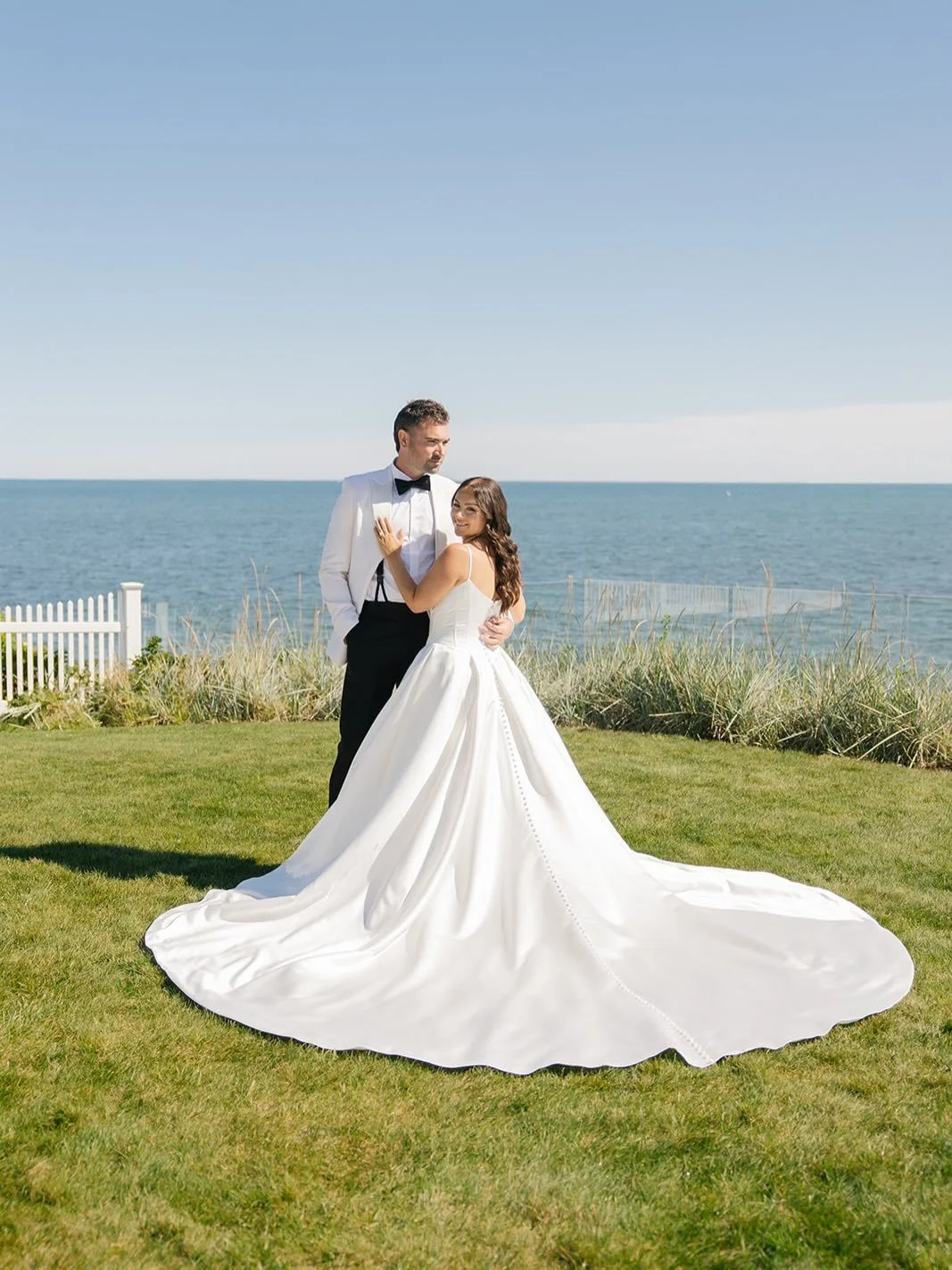S+Z had the most picture-perfect Cape Cod wedding day in every way. From the ocean views to the sweetest little details, every moment felt straight out of a dream.

venue: @pelhamhospitality @taraconcannon_ 
florist: @designers_touch 
photo: @movemou