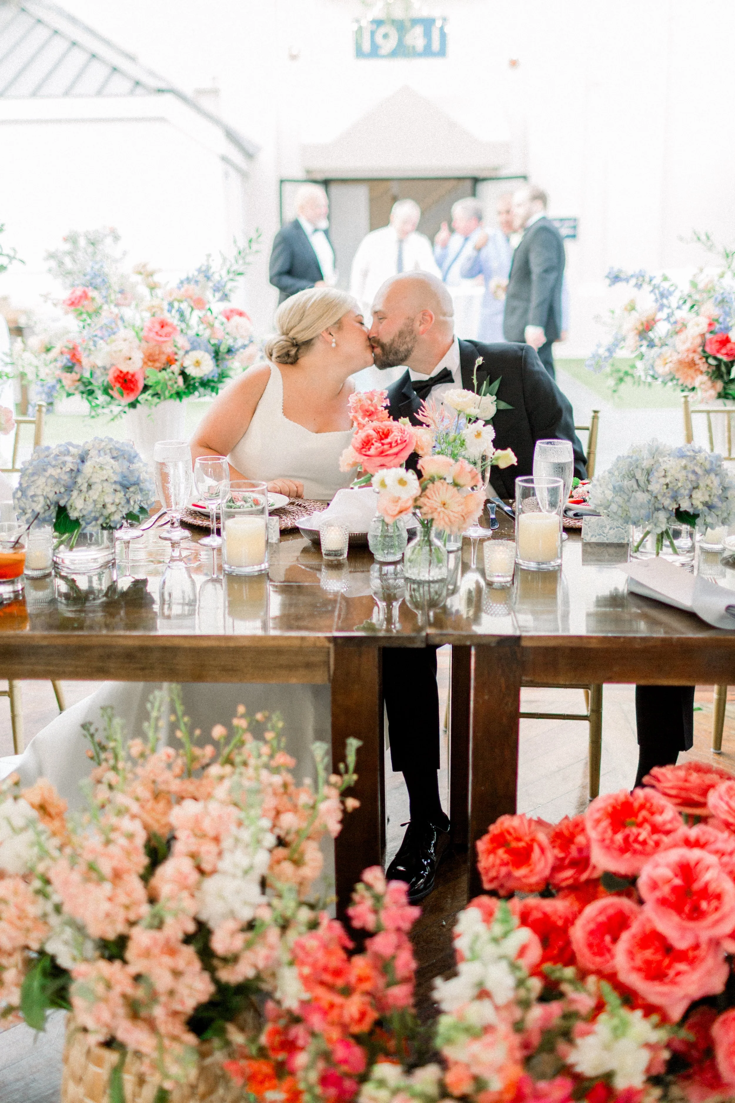 KellyDillonPhotographyRegattaPlaceWeddingPhotographyNewportRIWeddingPhotographyNewportRIWeddingPhotography703.jpg