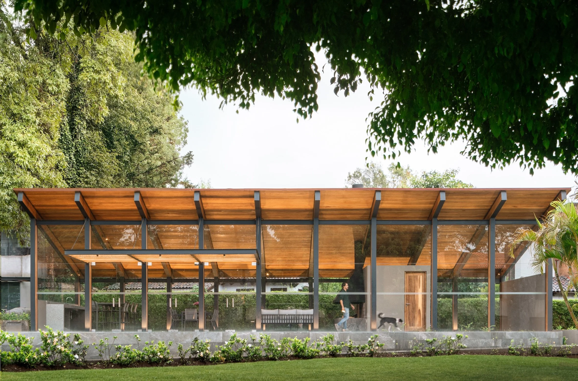 ZAR_AVANDARO 333_06.JPG