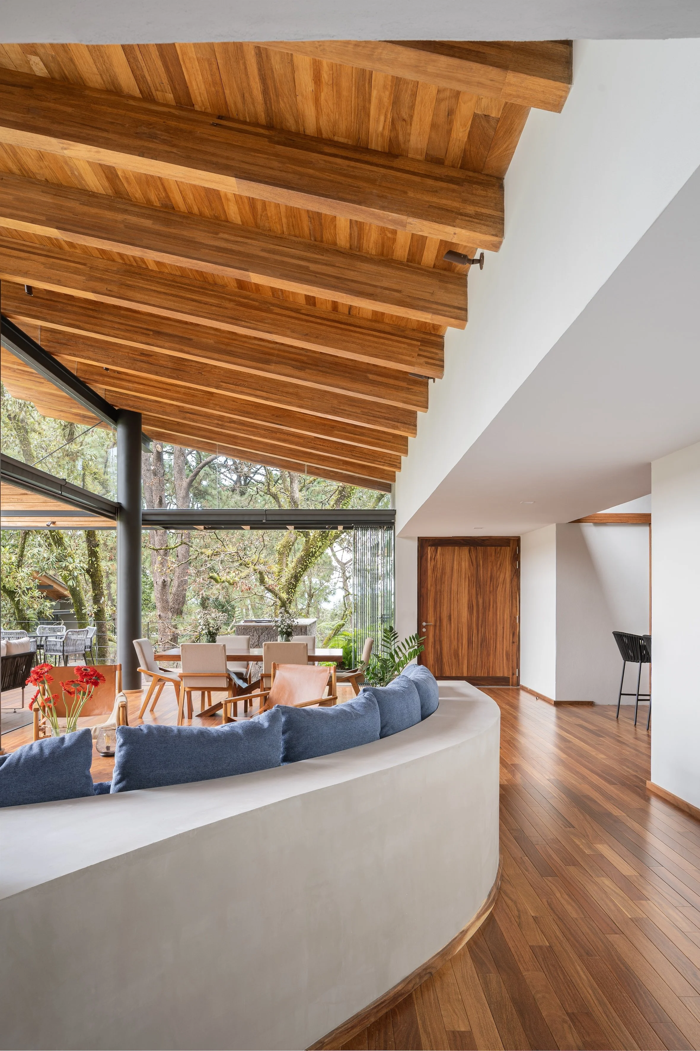 ZAR_AVANDARO 333_24.JPG