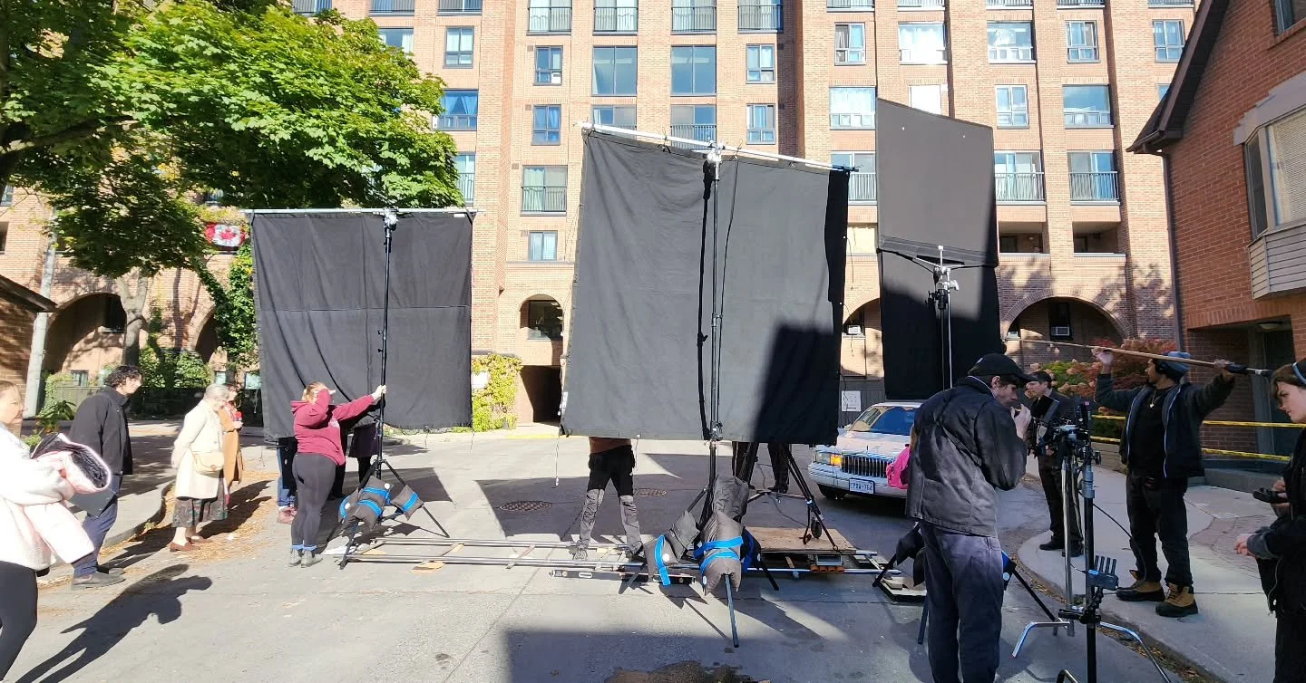 Blocking out the sun 
DP @alteraaron 
KG @jacksongreen