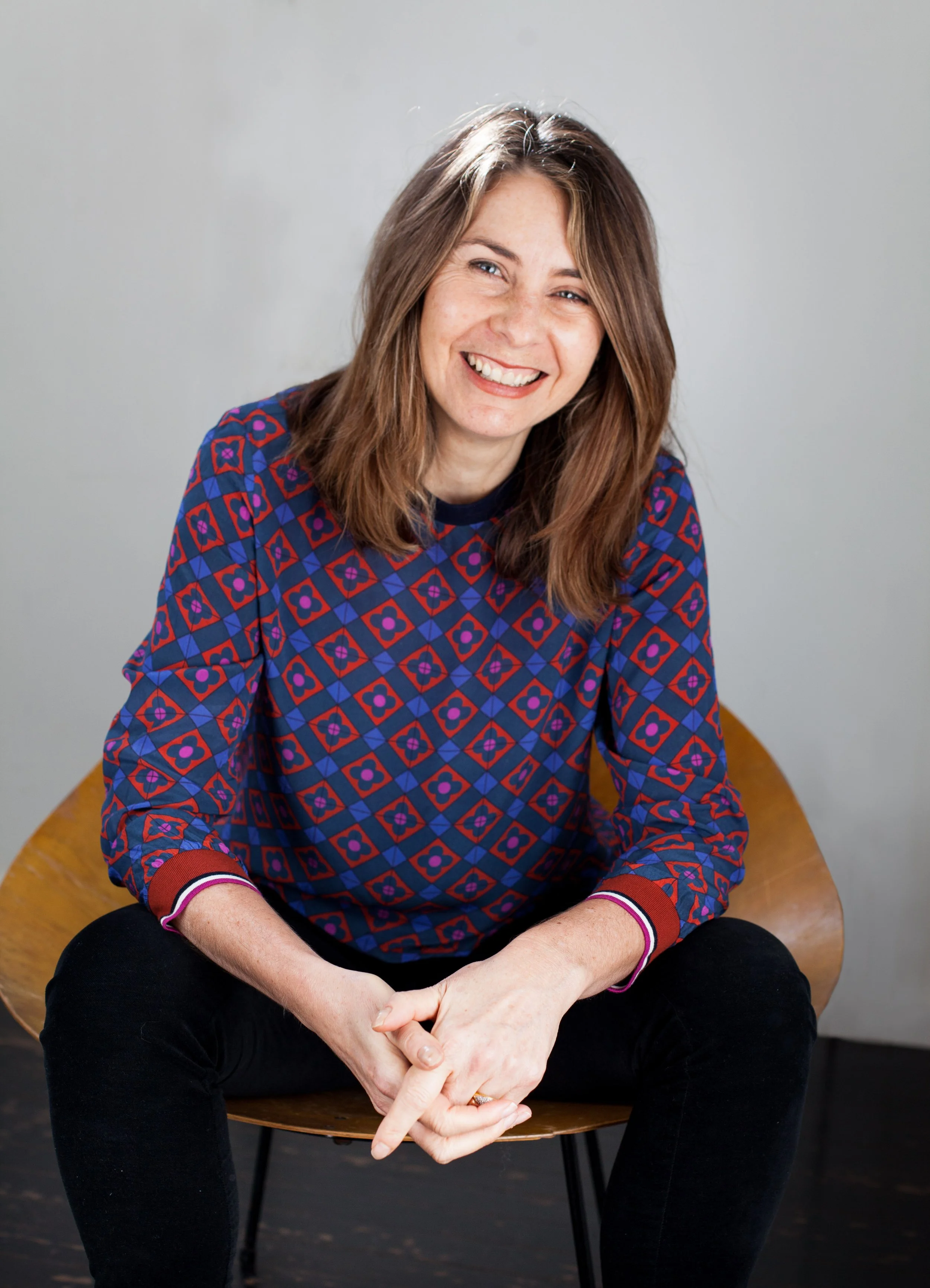 Headshot_Finals-Jenni_Miela-Malyon-15.06.20 (19 of 20).jpg