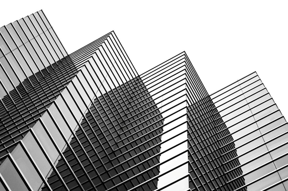 MHM providing expert SOC 1 audit services to ensure financial reporting compliance and risk management