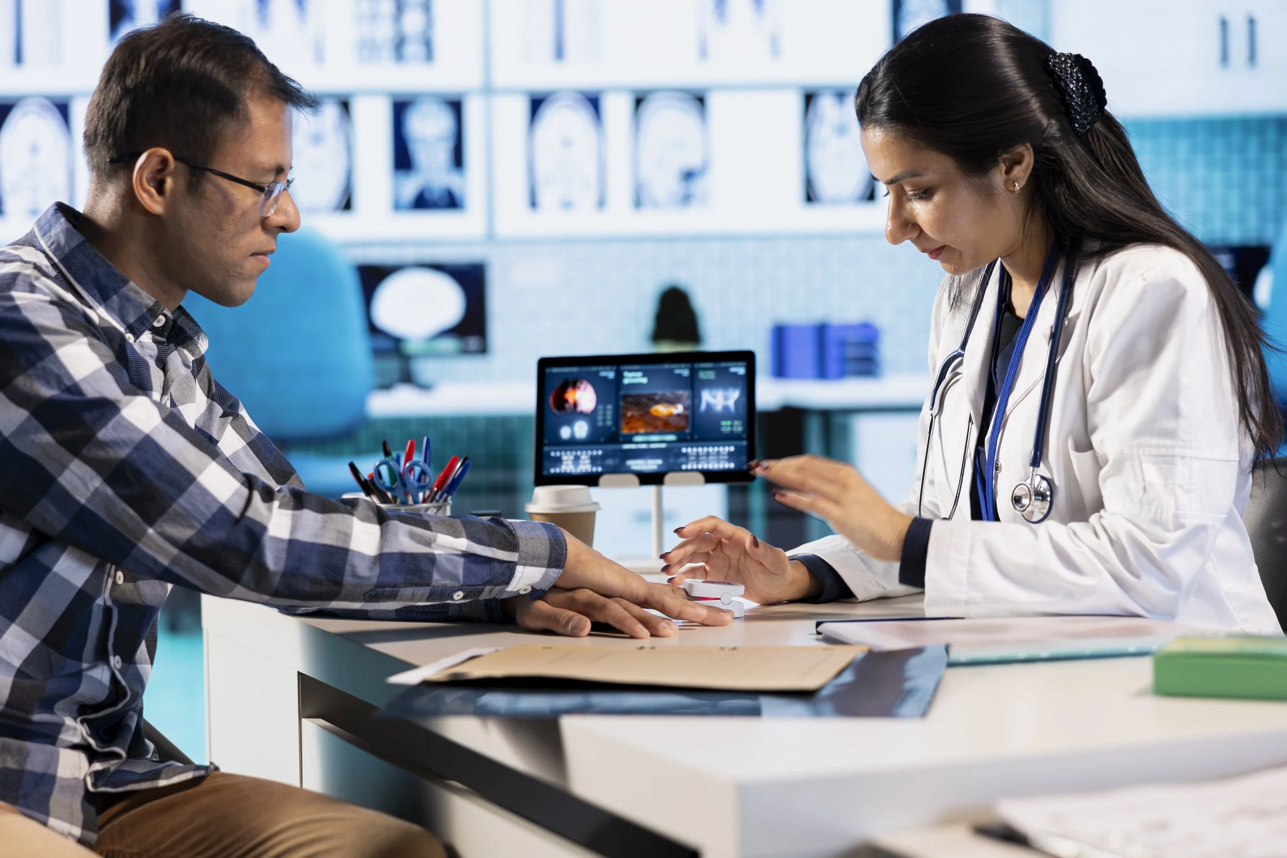 The Growing Role of AI Scribes in Reducing Physician Documentation Burden