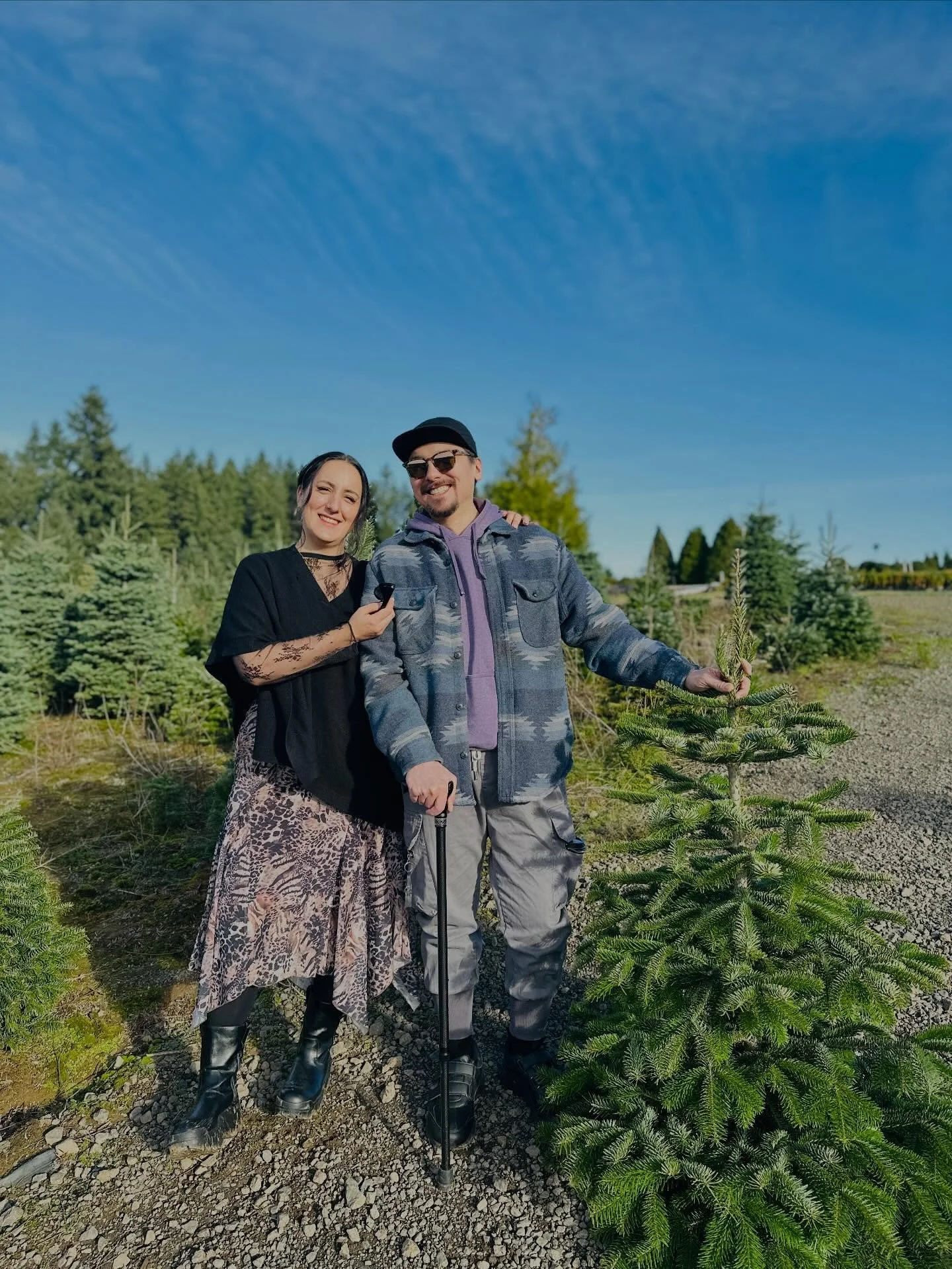 Happy Holidays! 🎄✨
Thank you for supporting &amp; choosing me as your lash girly this holiday season &hearts;️
 
✨Accepting new clients ✨

Portland Brows &bull;Best lash salon in Portland&bull; Portland salon &bull; Local lash extensions &bull; Brow