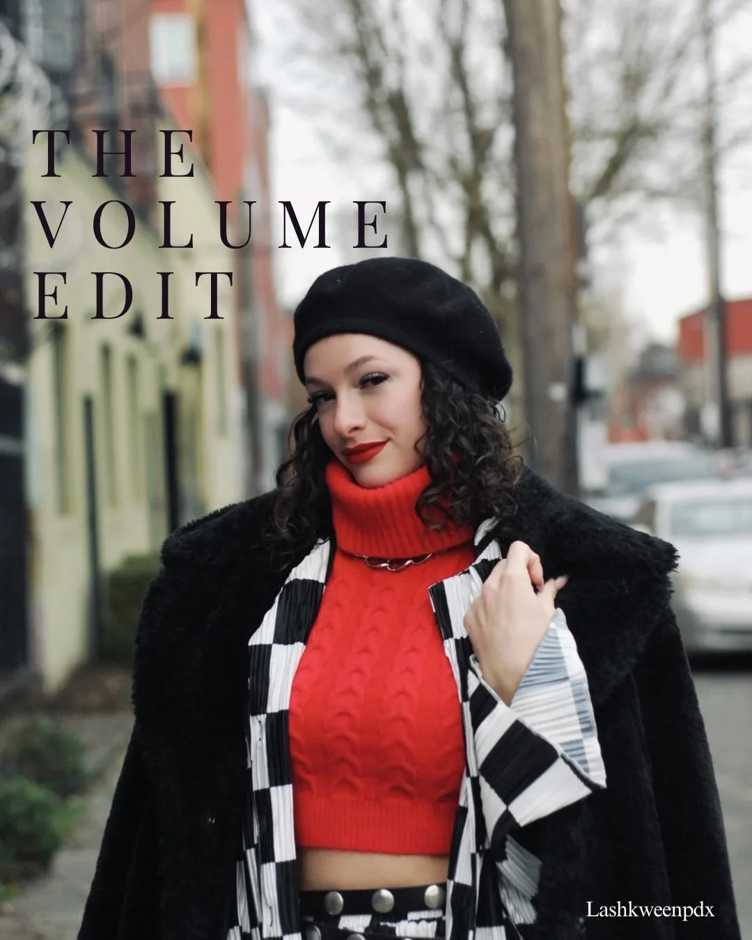 Blend in? Couldn&rsquo;t be me. 
Textured volume &amp; unapologetic energy only. 🔥

Give me bold. Give me dramatic. Give me YOU. 

✨Accepting new clients ✨

Portland Brows &bull;Best lash salon in Portland&bull; Portland salon &bull; Local lash exte