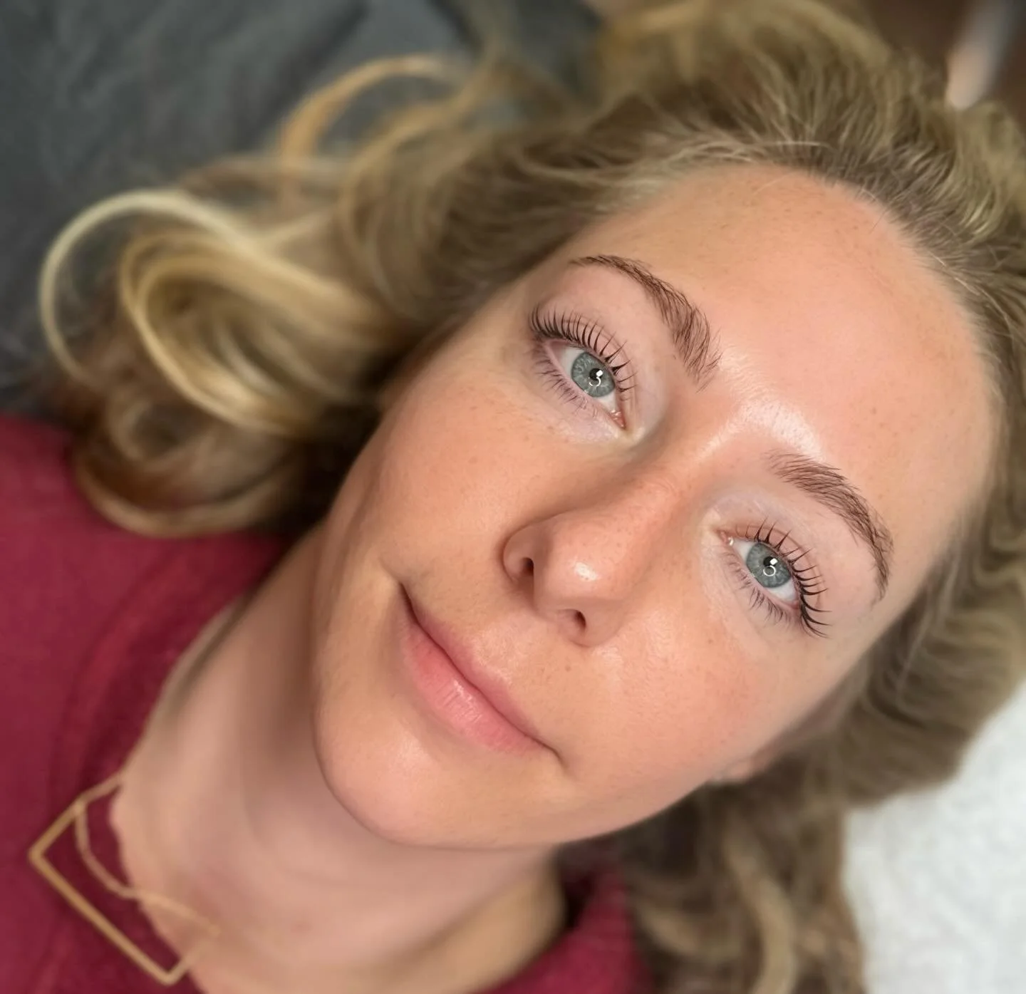 Korean lash lift results ✨
Swipe to see the before ↪️
Lasts 6&ndash;8 + weeks
Aftercare included always
Renew Conditioning can be added on to your service for elite results you want and deserve 🖤

Now booking through June- be sure to grab your spot!