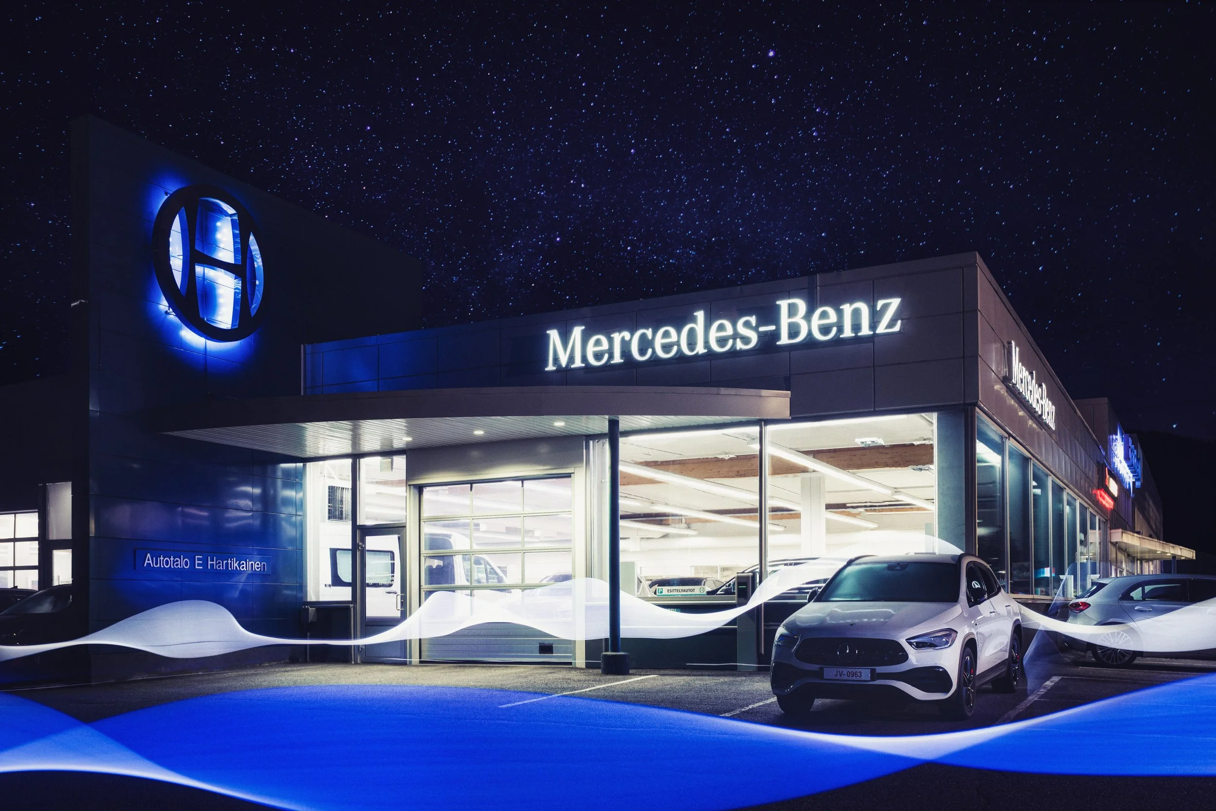 Autotalo Hartikainen // Toimitilakuvat