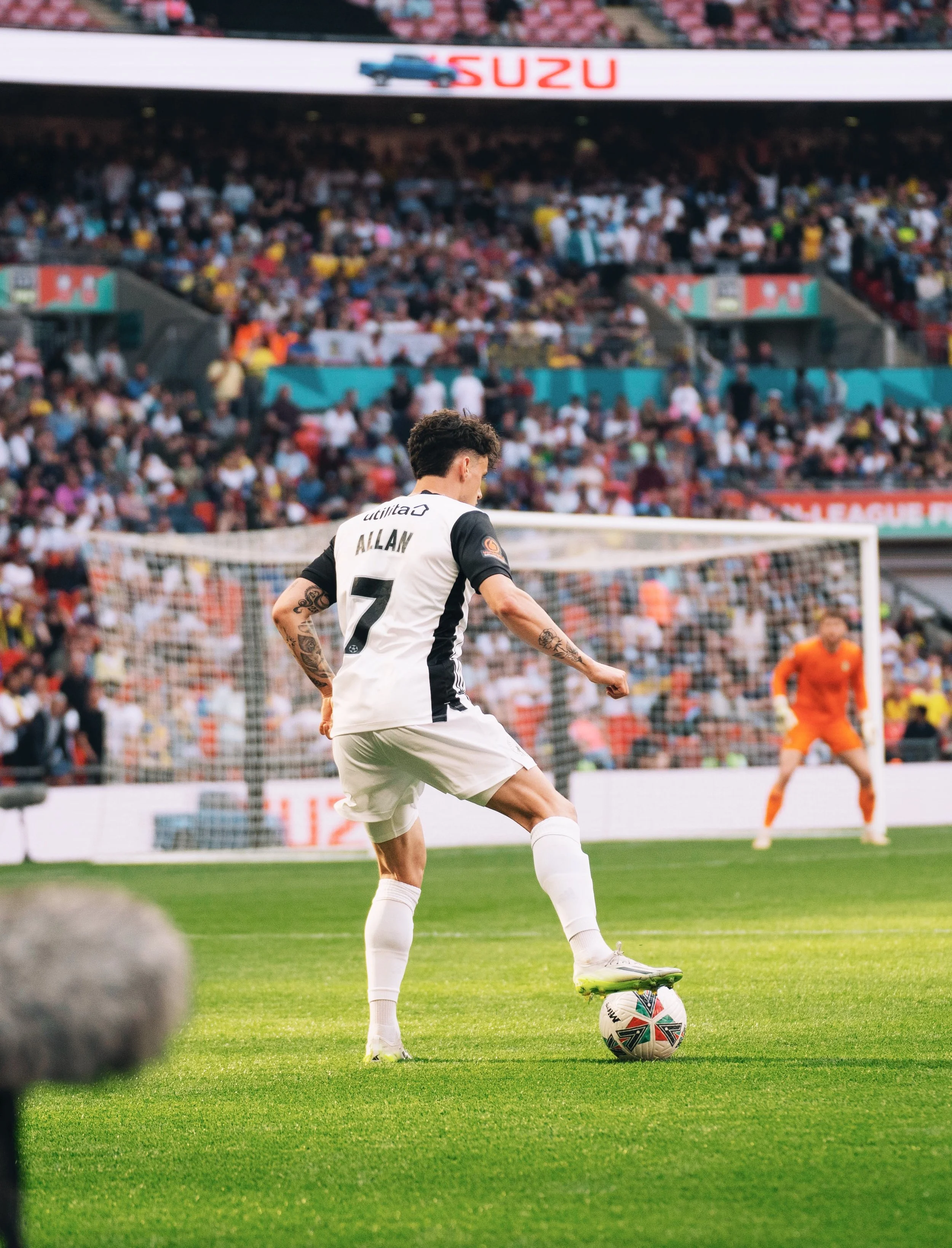 Isuzu Final 281_VSCO.jpg