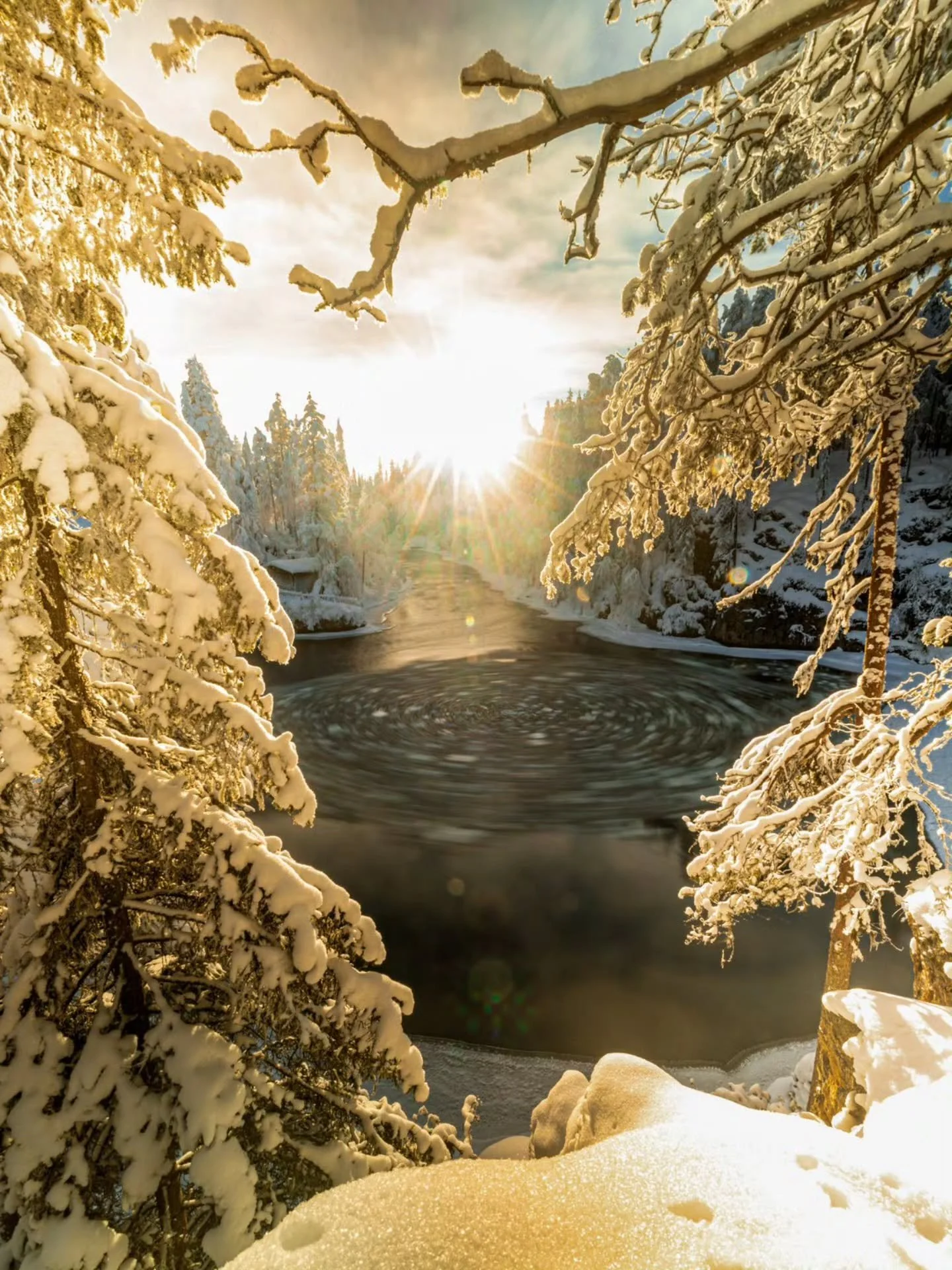 Talvinen aamu Myllykoskella ❄️☀️

Aurinkoista viikonloppua! 👋