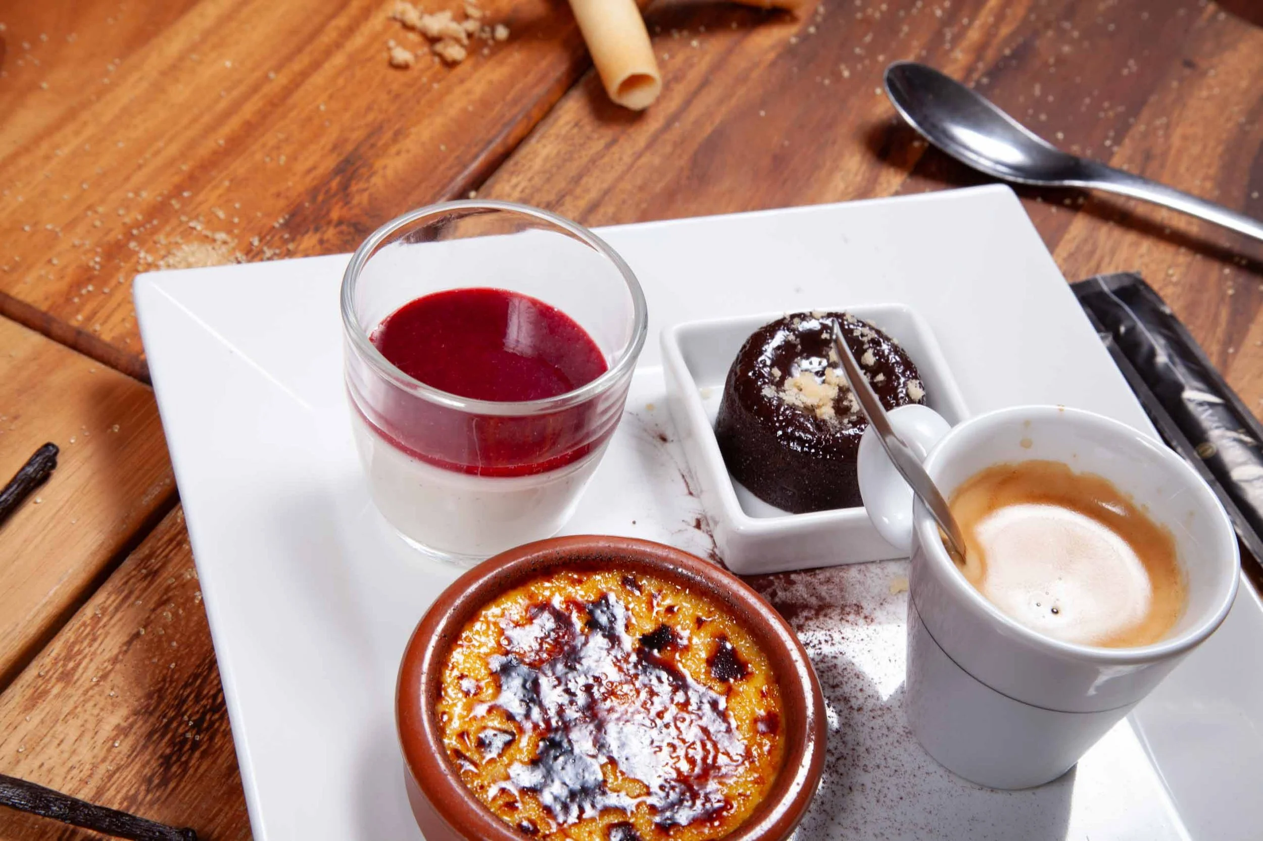 La Terrasse Carnac Originals 472.jpg