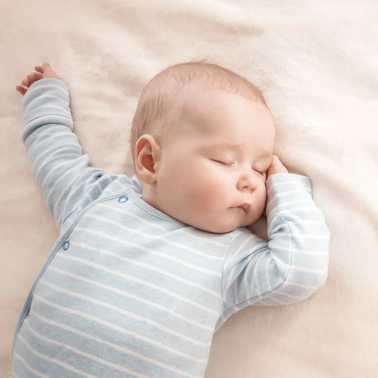 Daytime naps: How to help your baby sleep longer