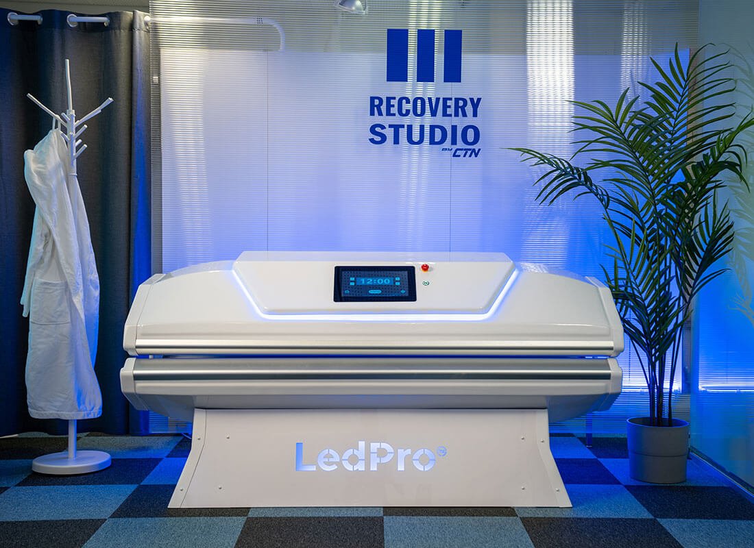 LedPro-punavaloterapialaite. valkoinen