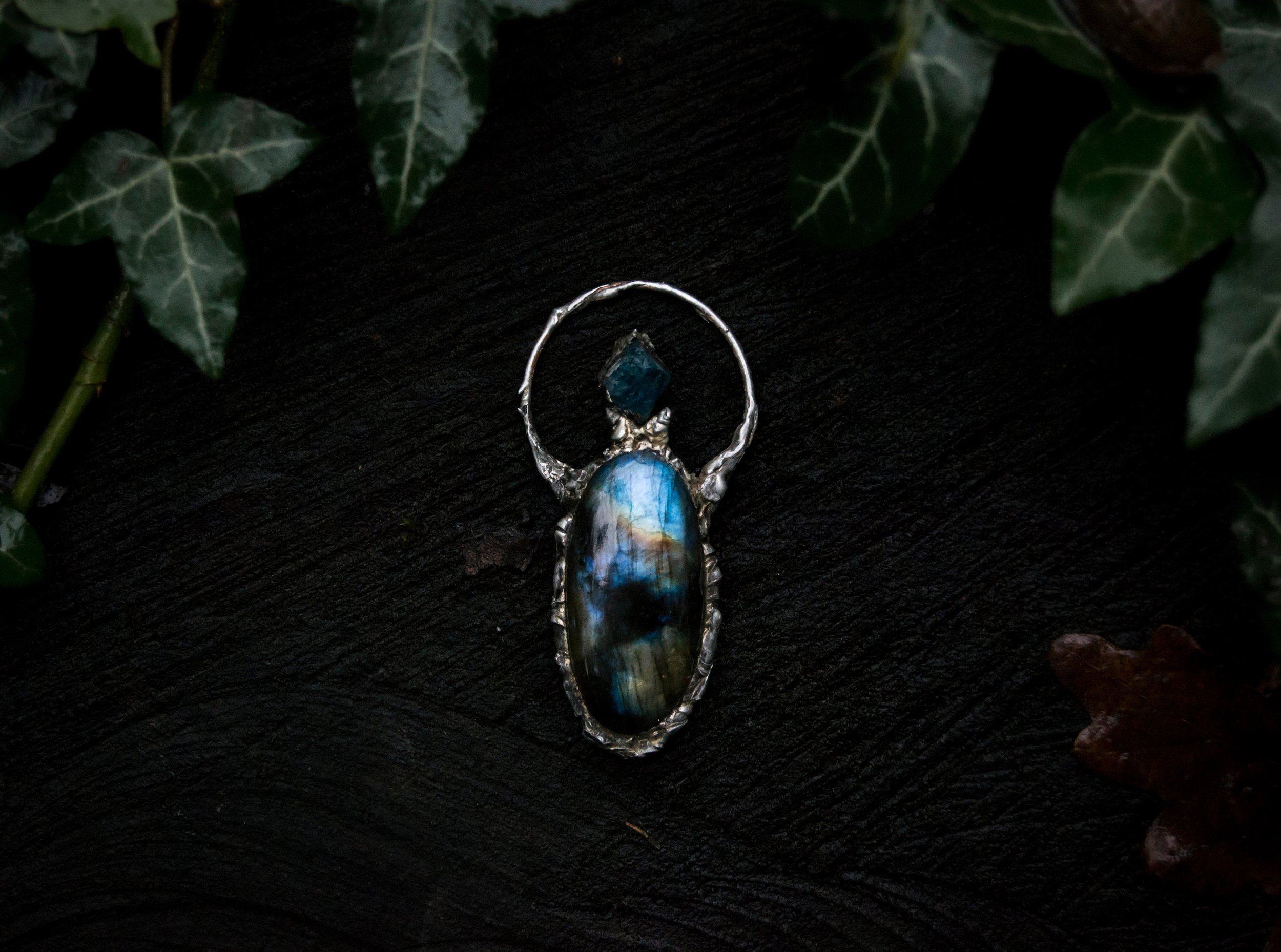 https://i.etsystatic.com/11226199/r/il/fa5a4d/2873794913/il_fullxfull.2873794913_5q1l.jpg