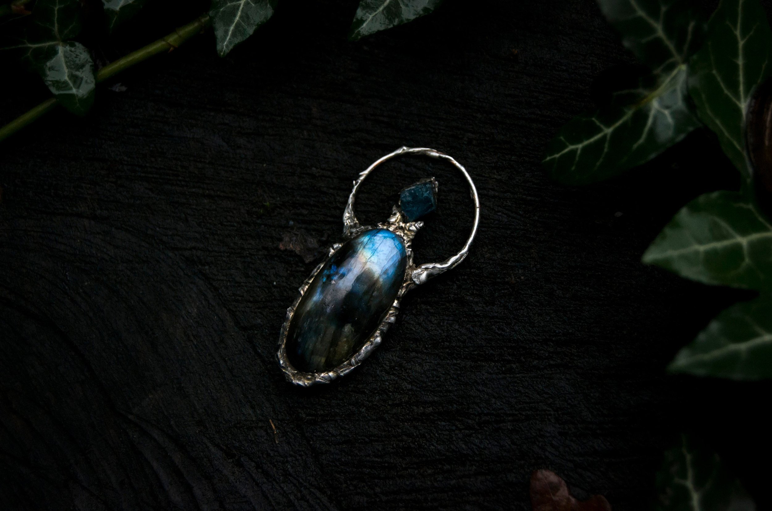 https://i.etsystatic.com/11226199/r/il/674e8a/2873780023/il_fullxfull.2873780023_93mq.jpg