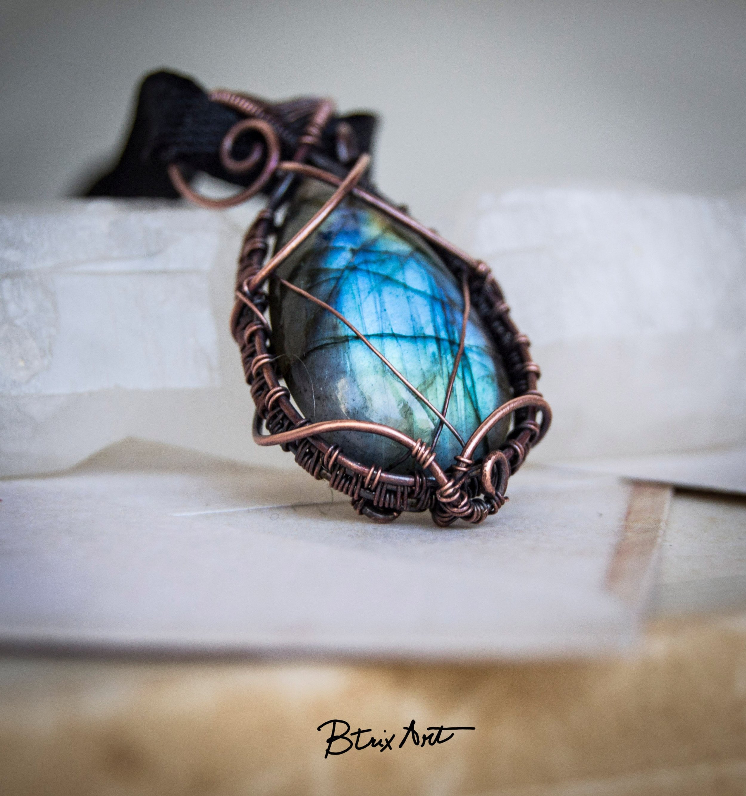 https://i.etsystatic.com/11226199/r/il/e50905/1720478374/il_fullxfull.1720478374_kxn6.jpg