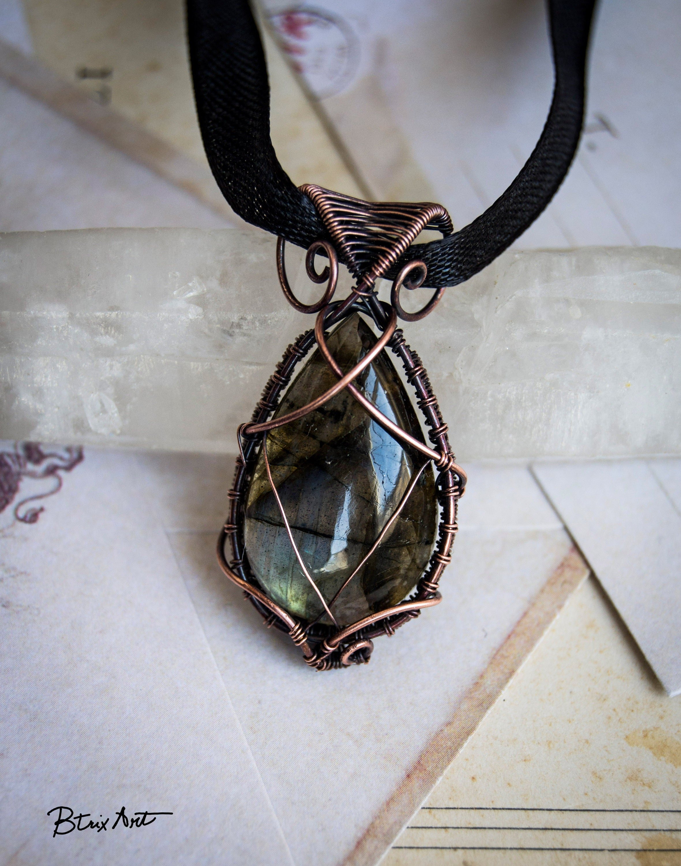 https://i.etsystatic.com/11226199/r/il/21f0eb/1720478608/il_fullxfull.1720478608_7kac.jpg