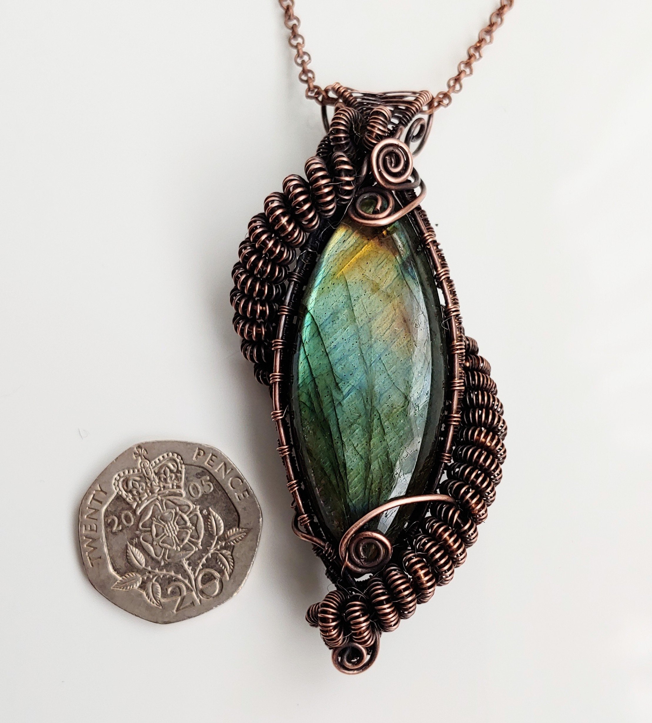 https://i.etsystatic.com/11226199/r/il/365b3c/2093035727/il_fullxfull.2093035727_1enc.jpg