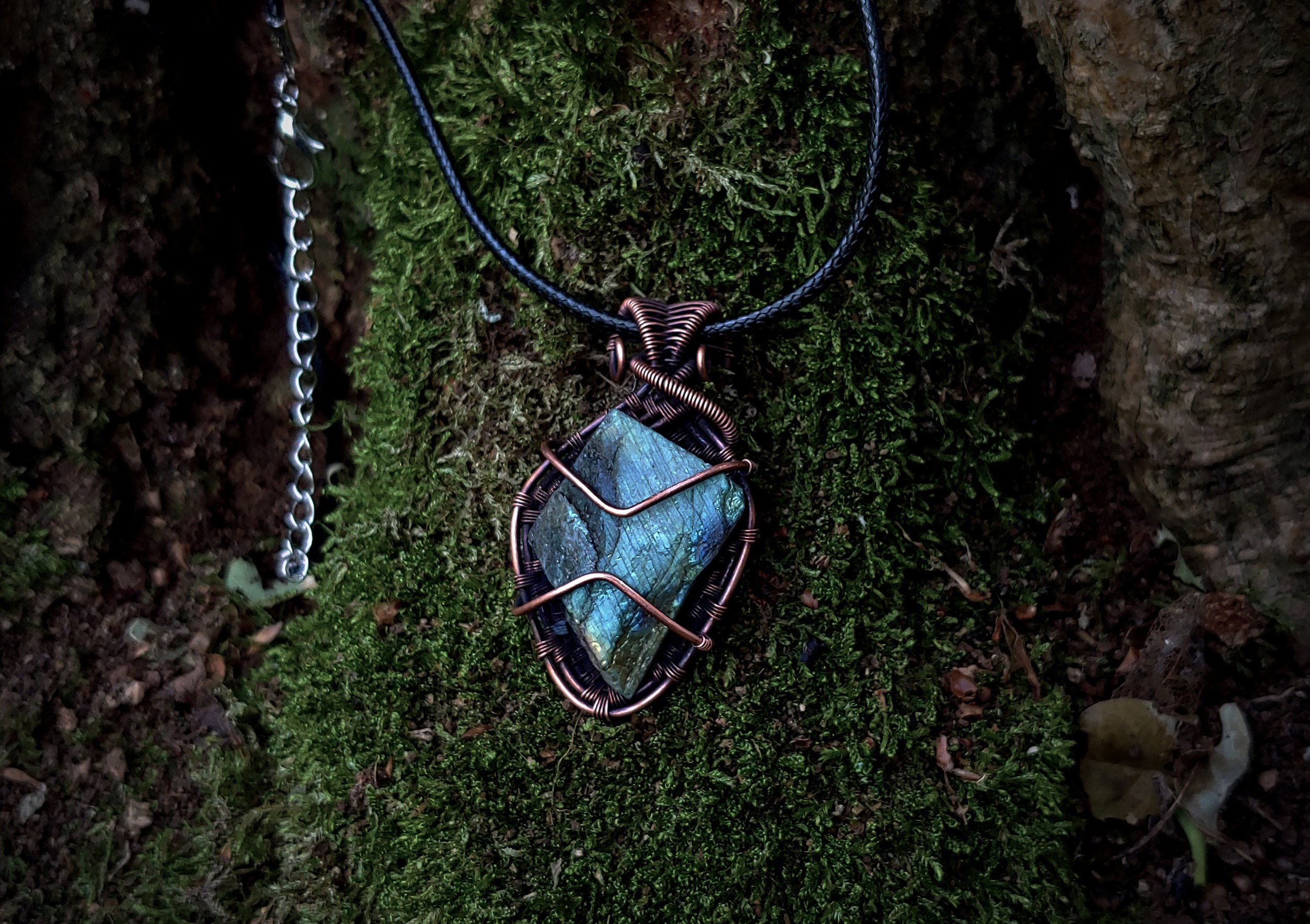 https://i.etsystatic.com/11226199/r/il/a8fc34/2353920010/il_fullxfull.2353920010_8ni7.jpg