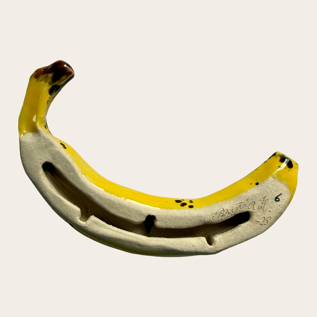 Piritta Huhta keraaminen banaani 2.png