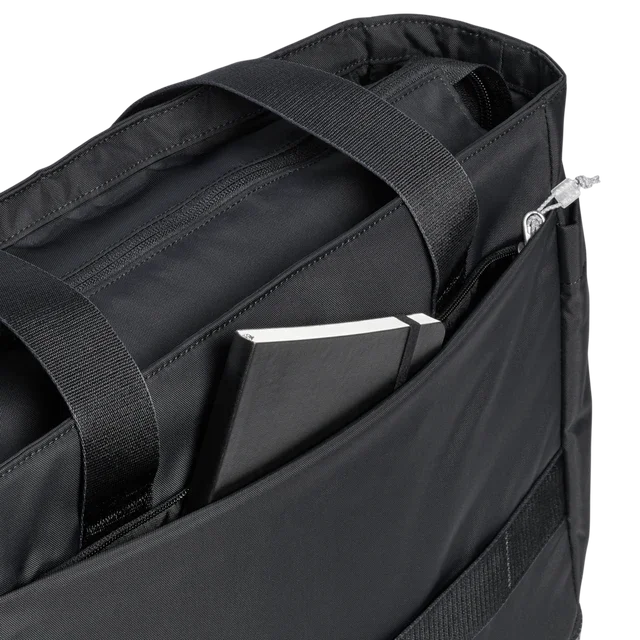 Web_PNG_Square-2024-12-03_TheVitalizeMacroMethodTote27.6QT-Black-Detail.webp