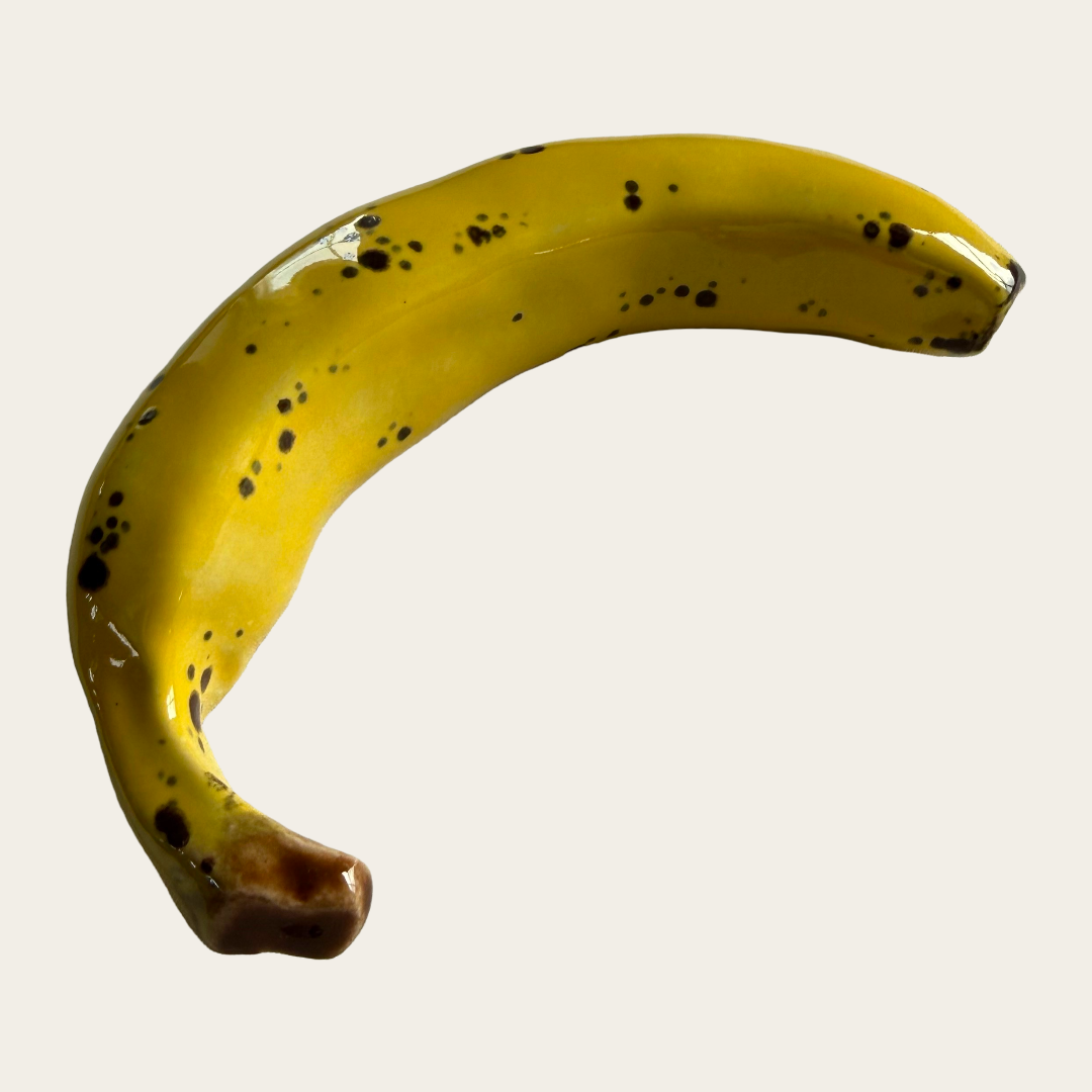Piritta Huhta keraaminen banaani 3.png
