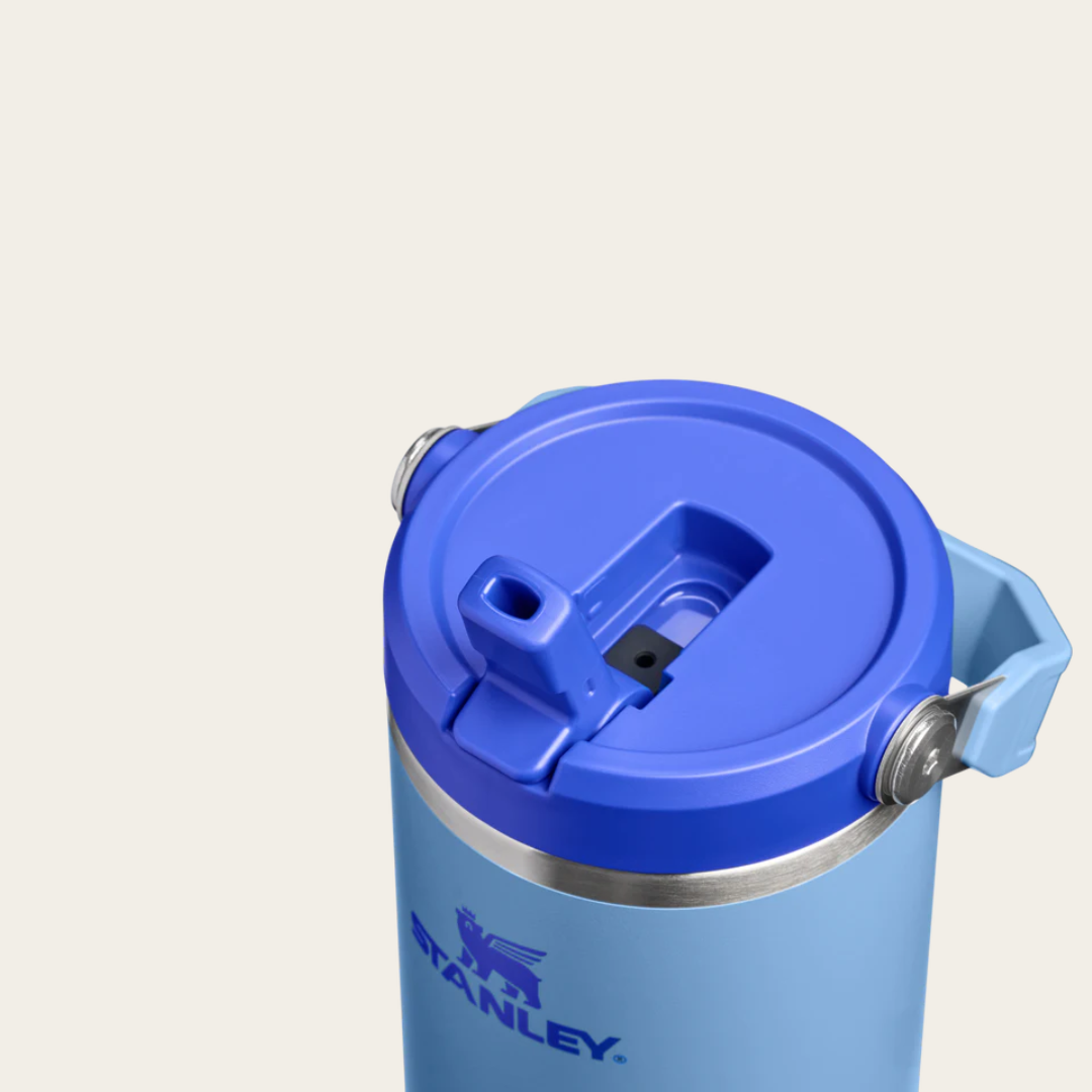 Stanley IceFlow Flip Straw - Blue Sky 0.89L 3.png