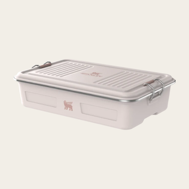 Stanley The Useful Classic Box - Rose Quartz 2L 2.png