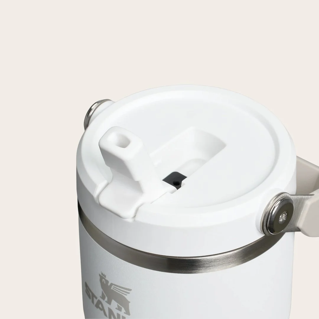 stanley flip straw 0.6l.jpg