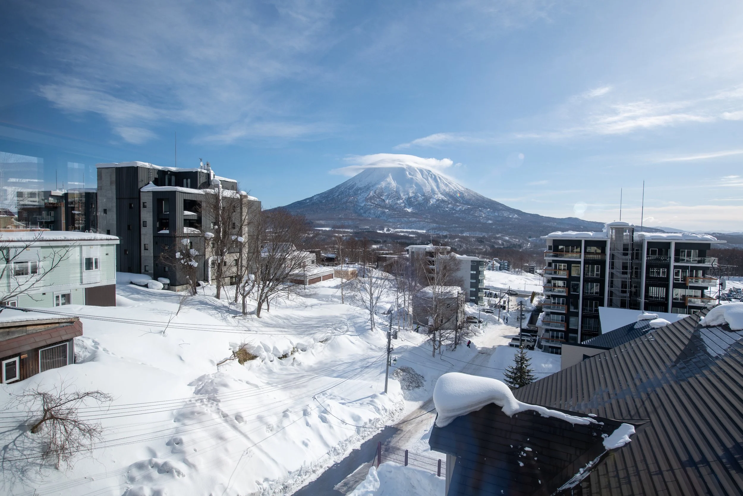 KYO_15_5-Bedroom-Yotei-Onsen-A.jpg