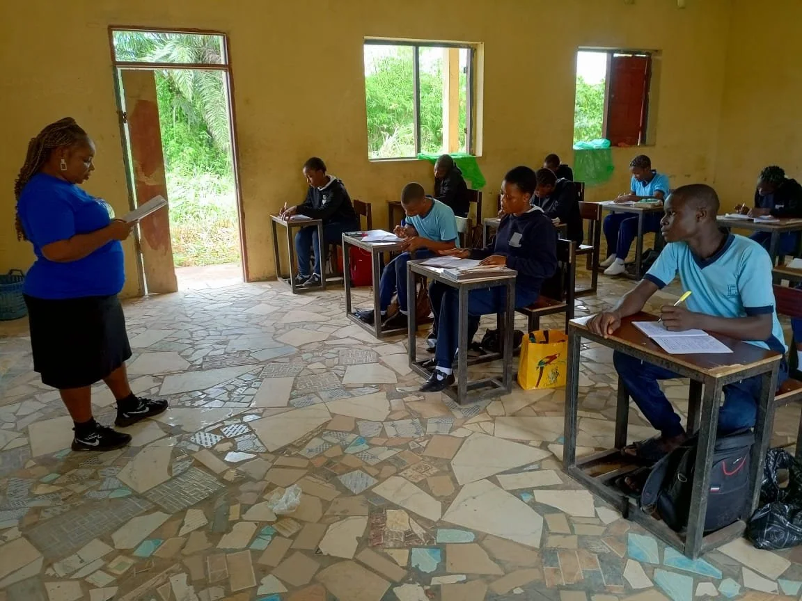 Teacher_Pupils_In_Class5.jpg