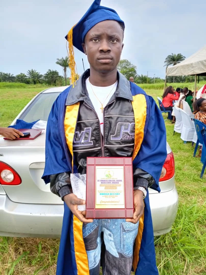 Mr. Nwoga Destiny, Best sports boy of the year 2025...#20,000 + Plaque