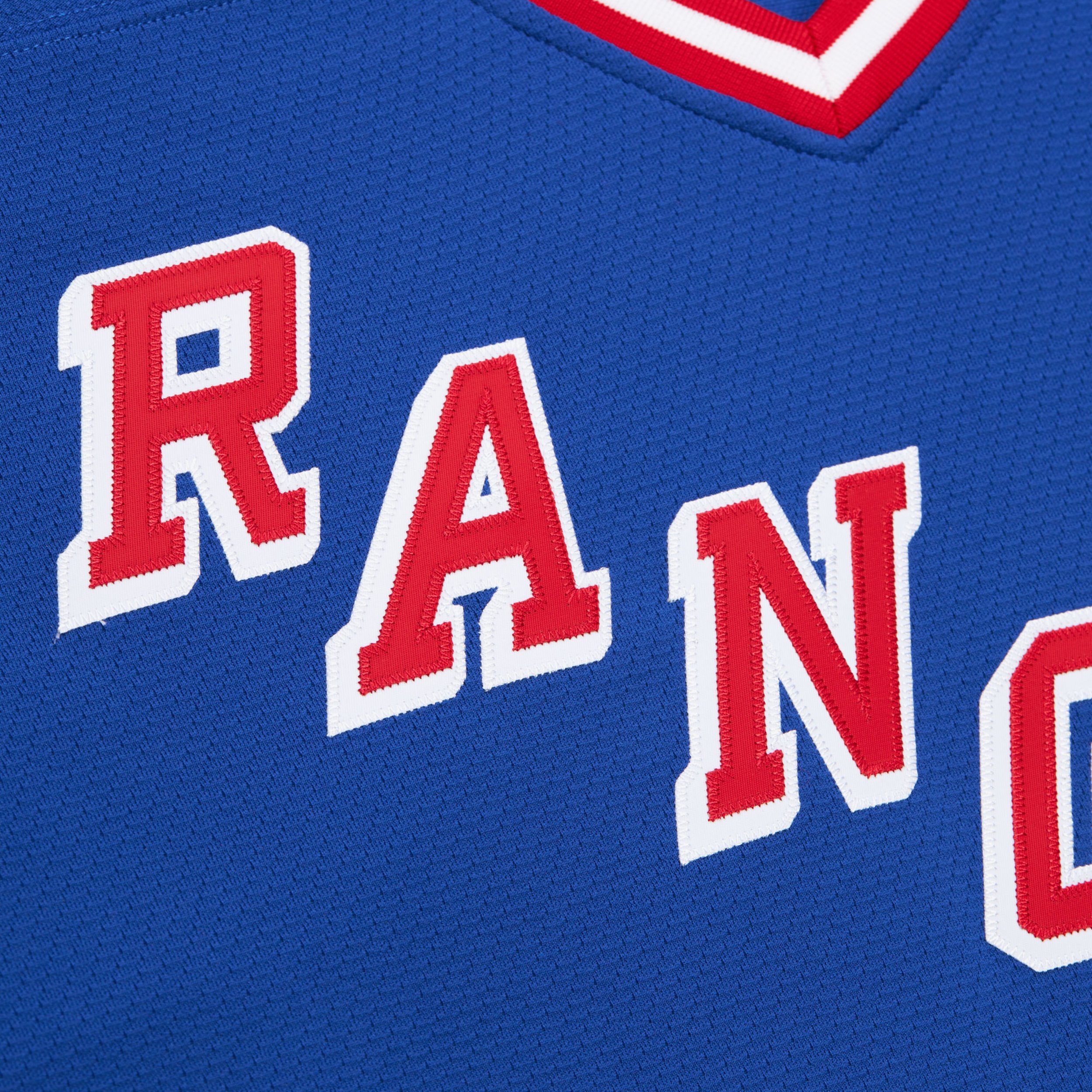 94-power-play-player-jersey_ss5_p-202293044+pv-3+u-aprpeus6czmpftvyrlv5+v-jud1d4bdwceimgznuw6u.jpg