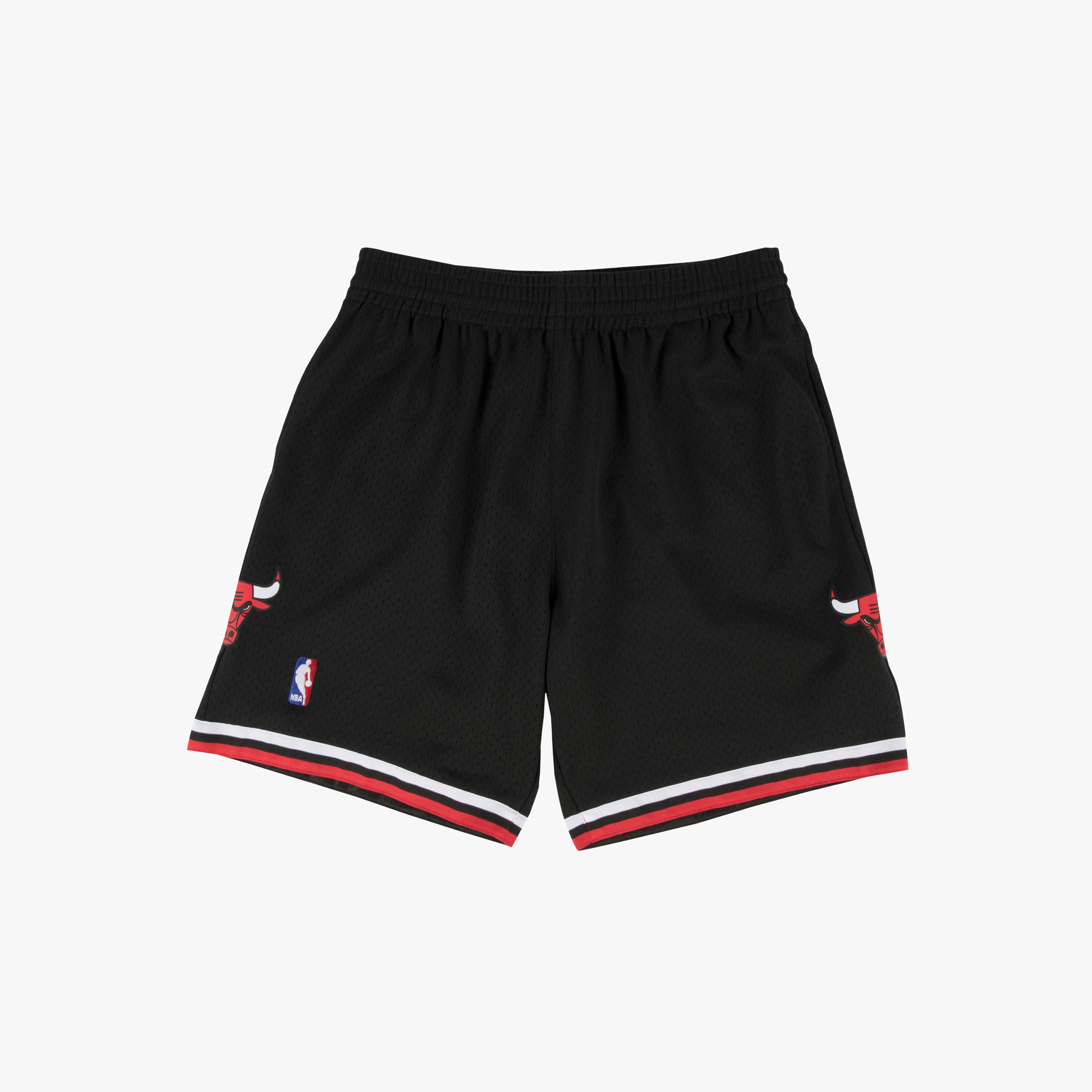 Mitchell & Ness Men's Black Chicago Bulls 1997/98 Hardwood Classics Swingman Basketball Shorts