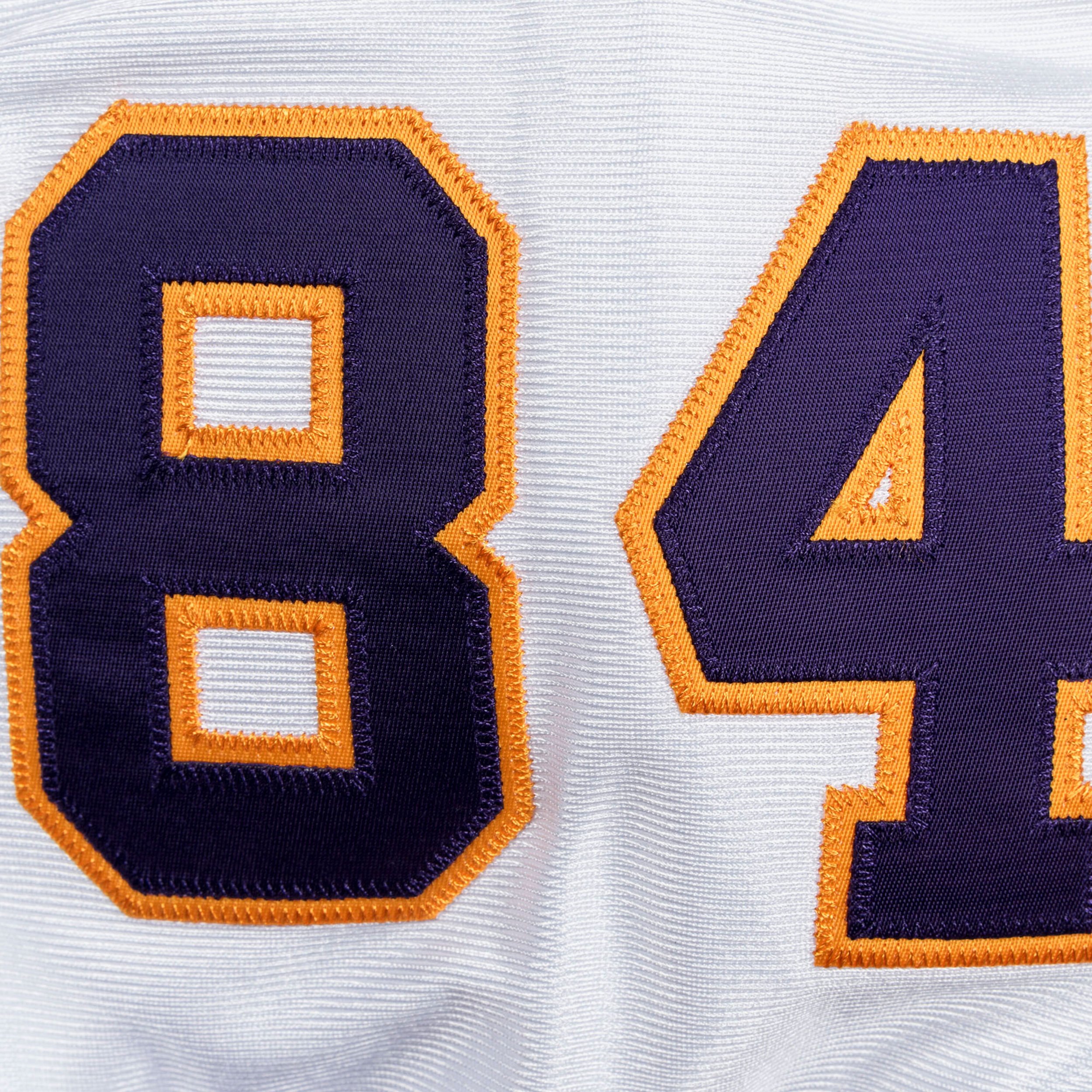 mens-randy-moss-white-minnesota-vikings-2000-authentic-jersey_ss5_p-5288291+pv-5+u-5xdv4n2bissxx605wead+v-zy98klskz5biuwg6puhi.jpg