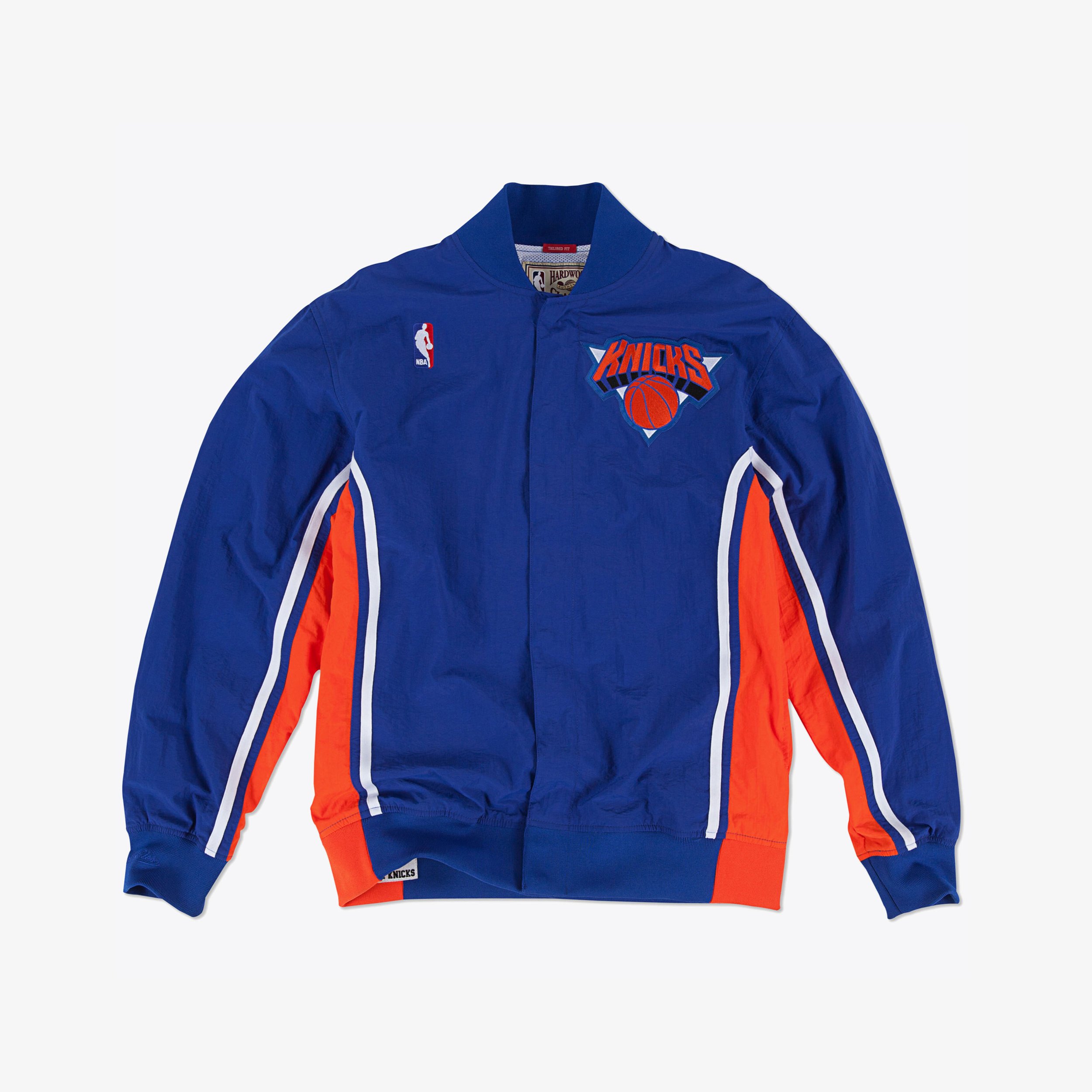 mens-blue-new-york-knicks-full-snap-warm-up-jacket_ss5_p-202659180+pv-1+u-6fo9e1ttfzuiij65nrfq+v-3umbrtacdw2q2yv00e8h.jpg