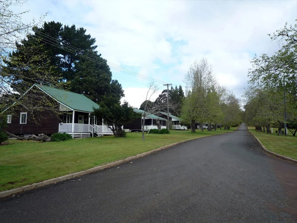 Nyamup Holiday Village - Cottages and road