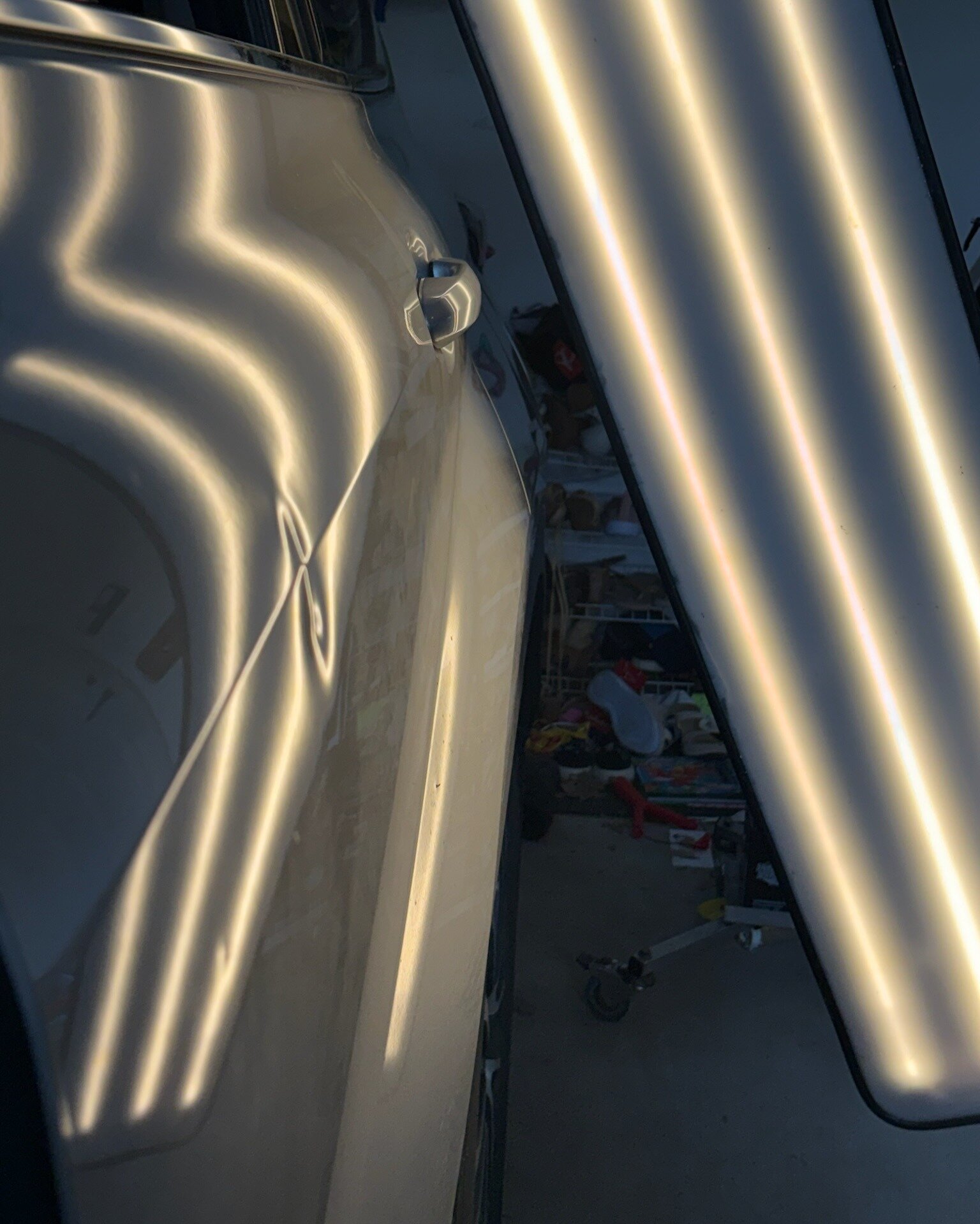 and just like that, this annoying bodyline dent is gone from this toyota highlander
www.dentsondemandpdr.com 
#paintlessdentremoval #dents #hailrepair #doordings #paintlessdentrepair #londonontario