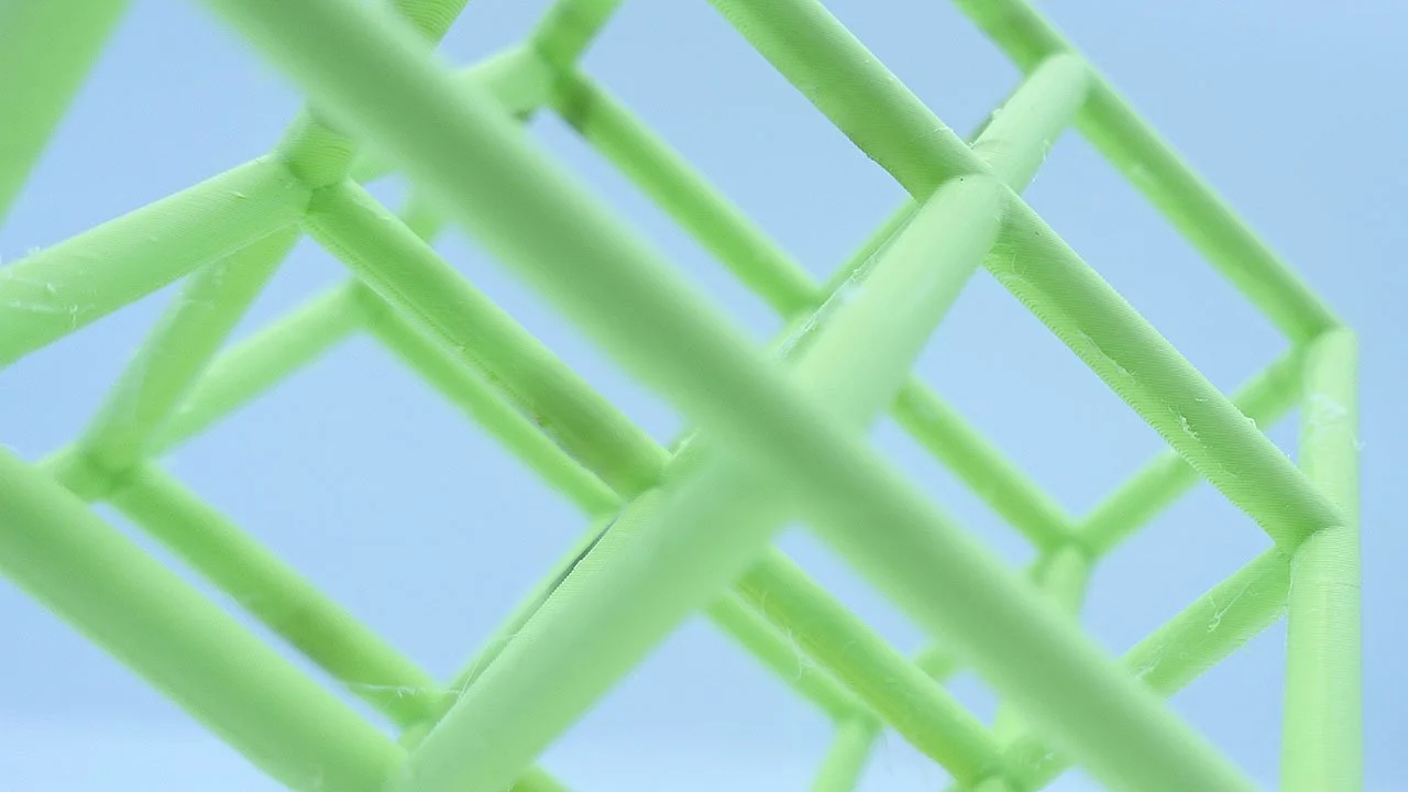 Creator 5 Pro Lattice Cube Close Up