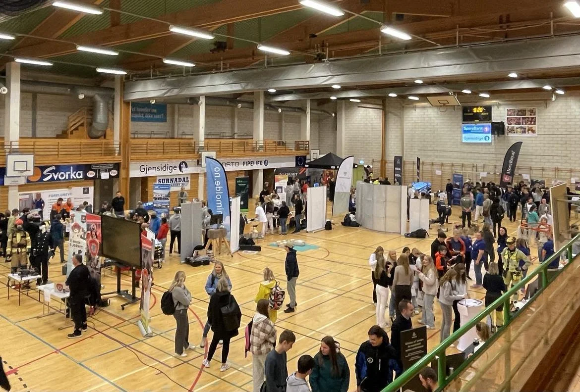 Karrieredag 10. trinn, Surnadal idrettshall