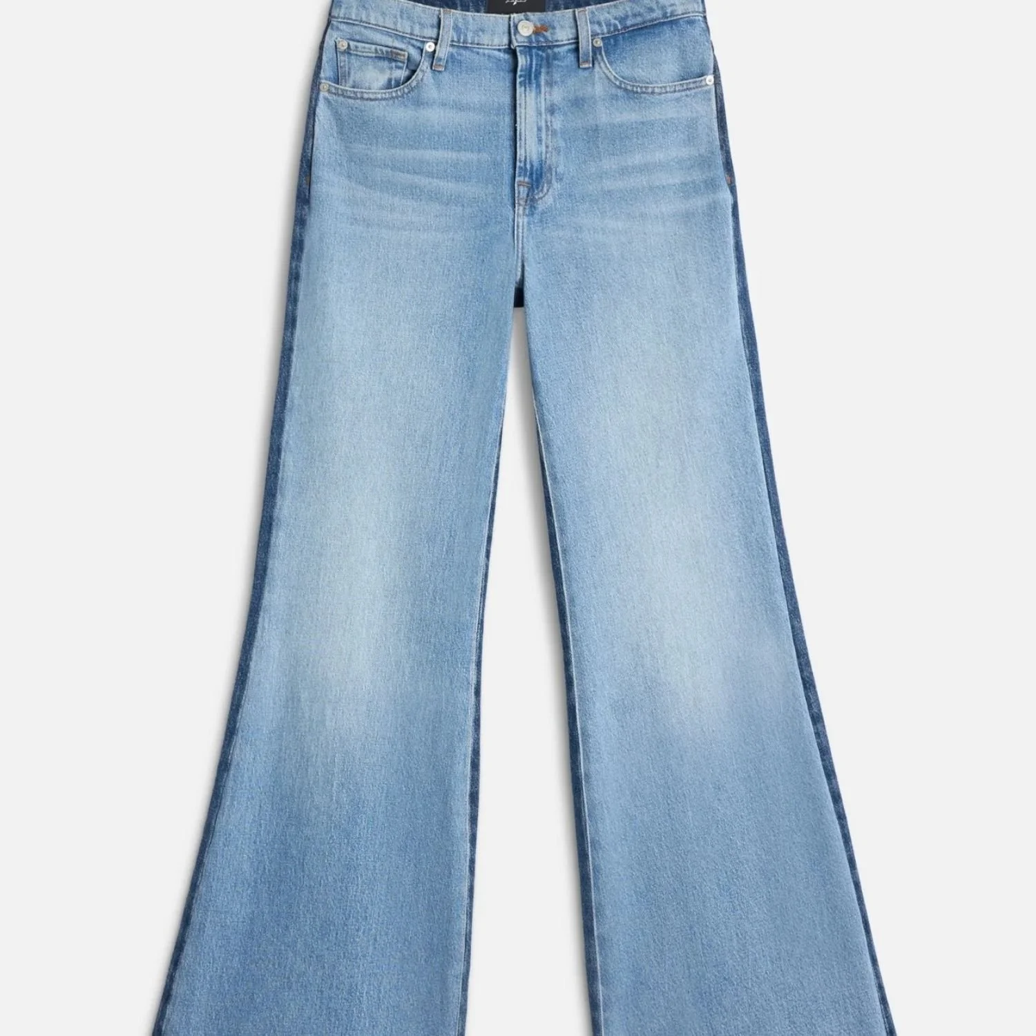 Summer Casual Retro Flare in Jean - For All Mankind