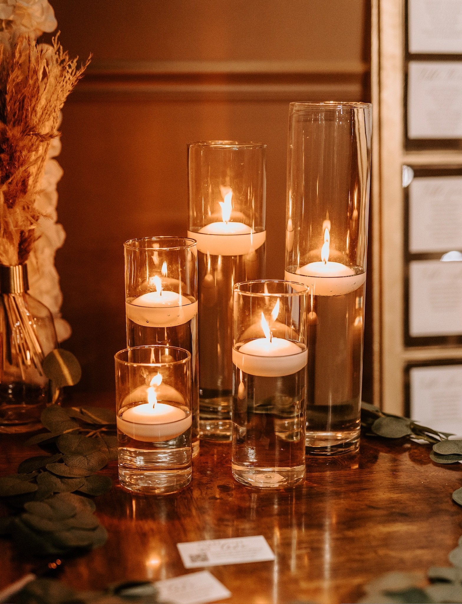 Hurricane Vases (4, 6, 7.5, 9) $5
(10.5, 13, 15, 17.5") $7