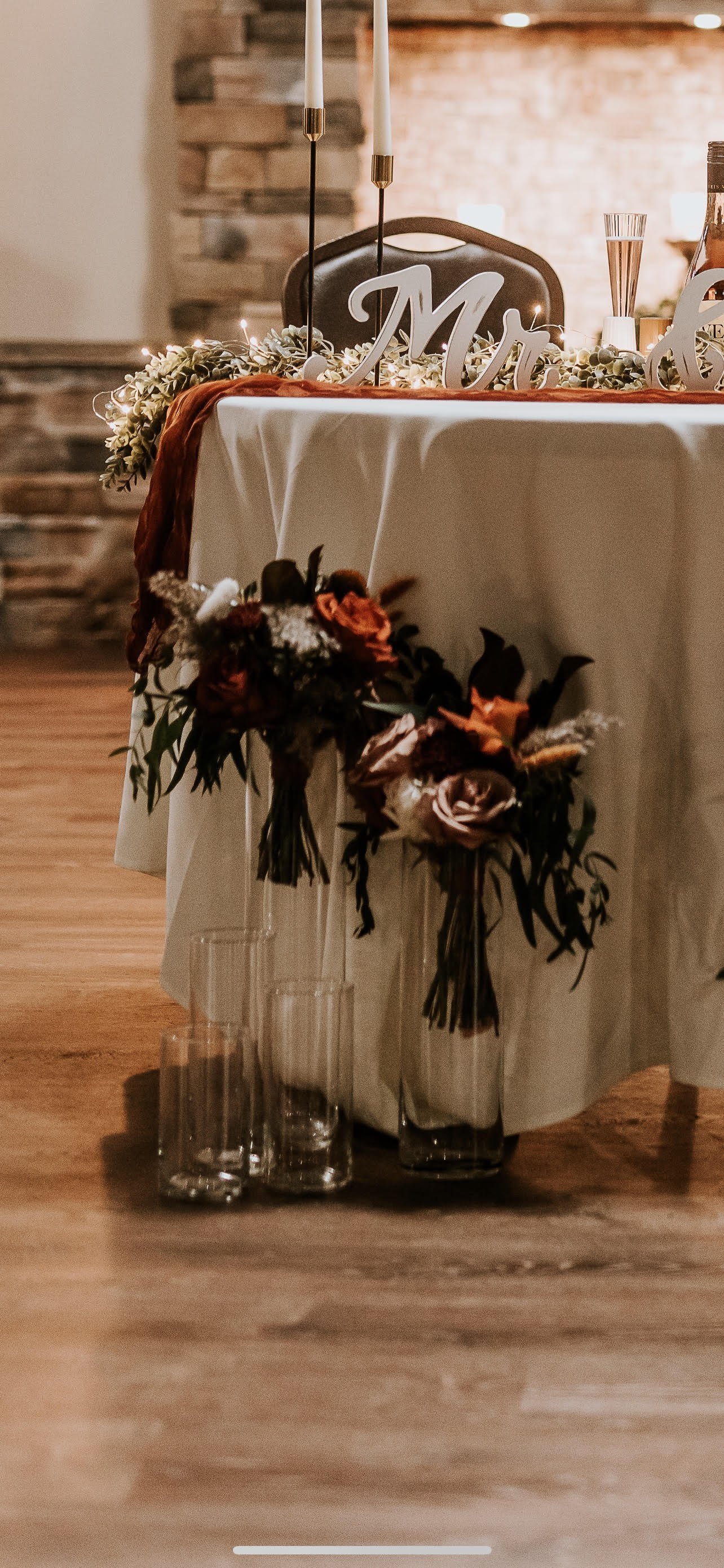 Hurricane Vases (20, 24, 28") $10
(2 large 3' hurricane vases $15)