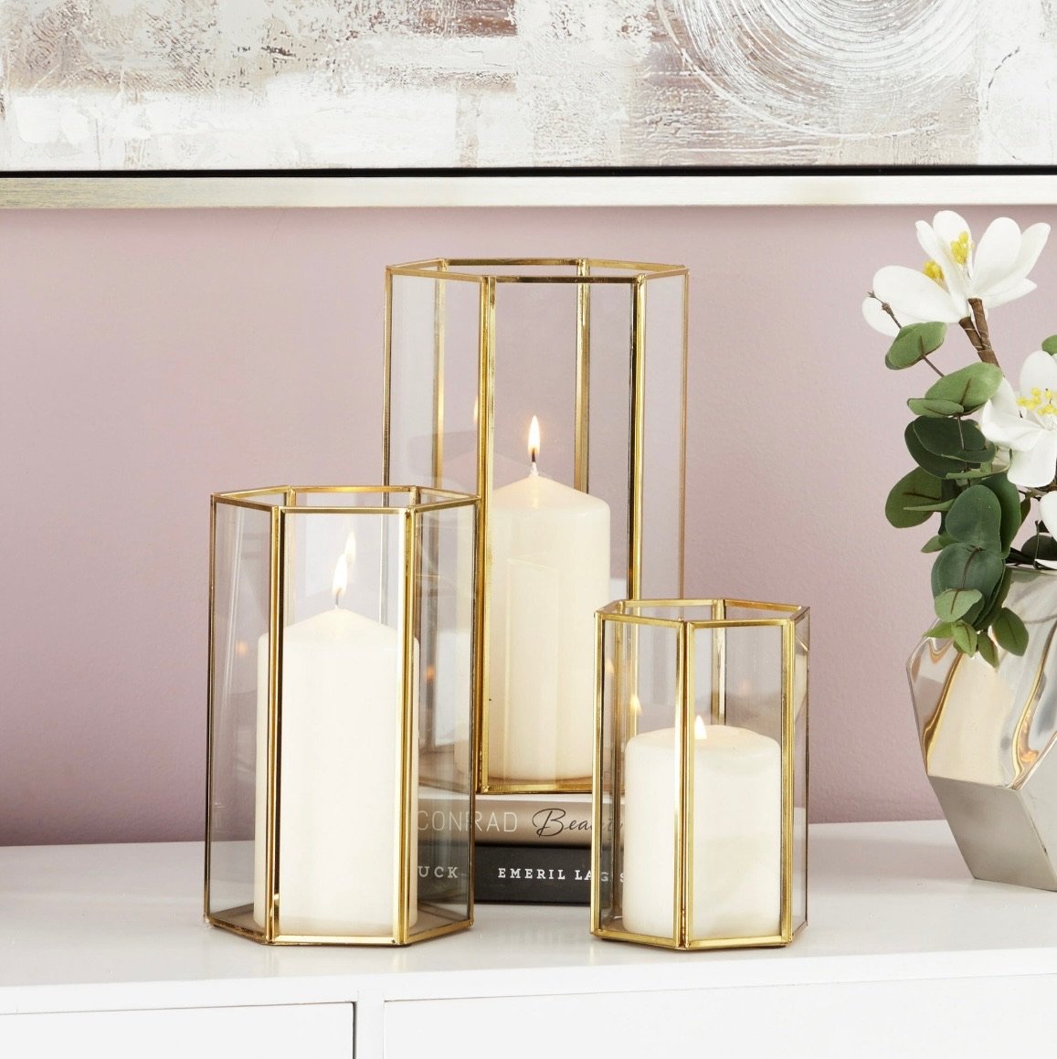 Hexagon Gold Lines Hurricane Vase $5