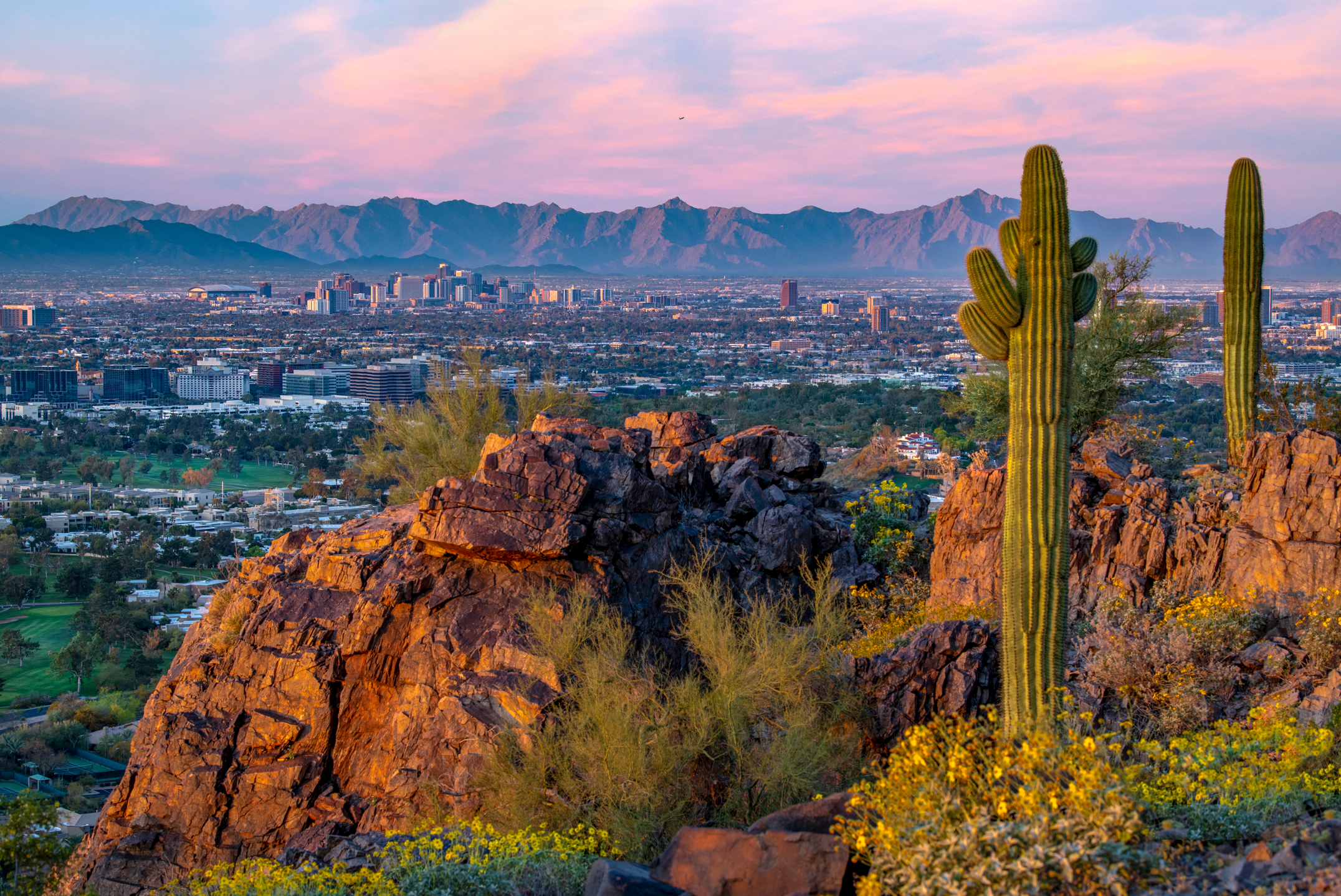 From gorgeous hikes to golfing, you can turn the 2025 SFJ conference into a cool November getaway