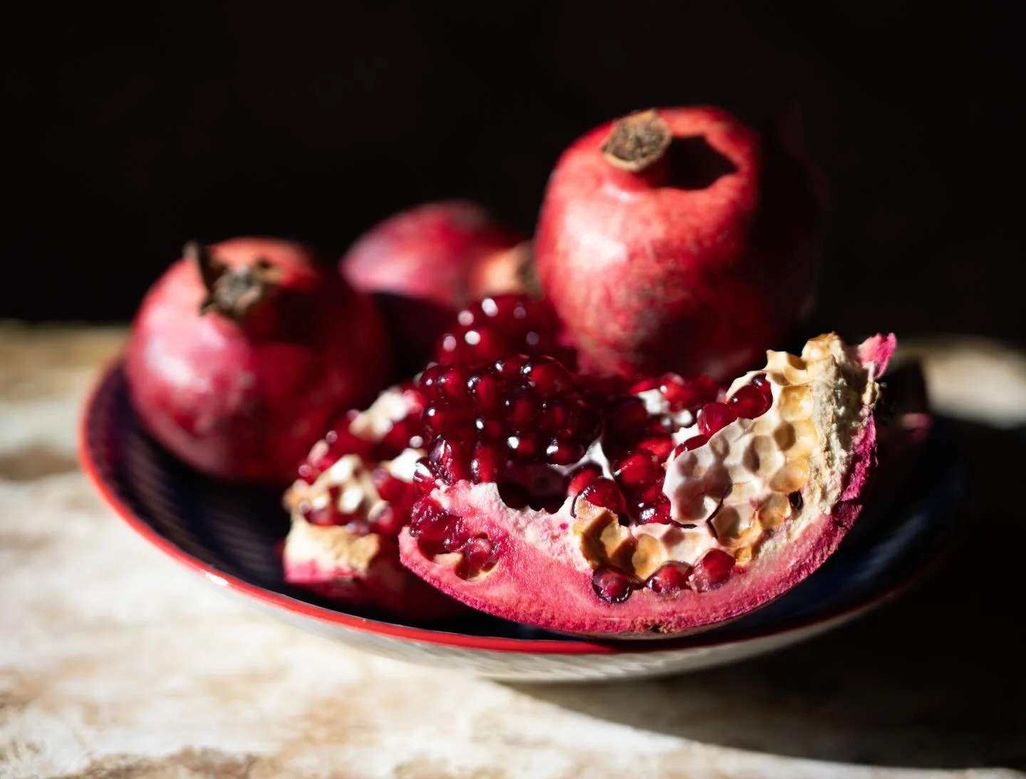 Warmest wishes for the holiday season from The Salon. 

Photo by long-time member @elizabethknightphoto