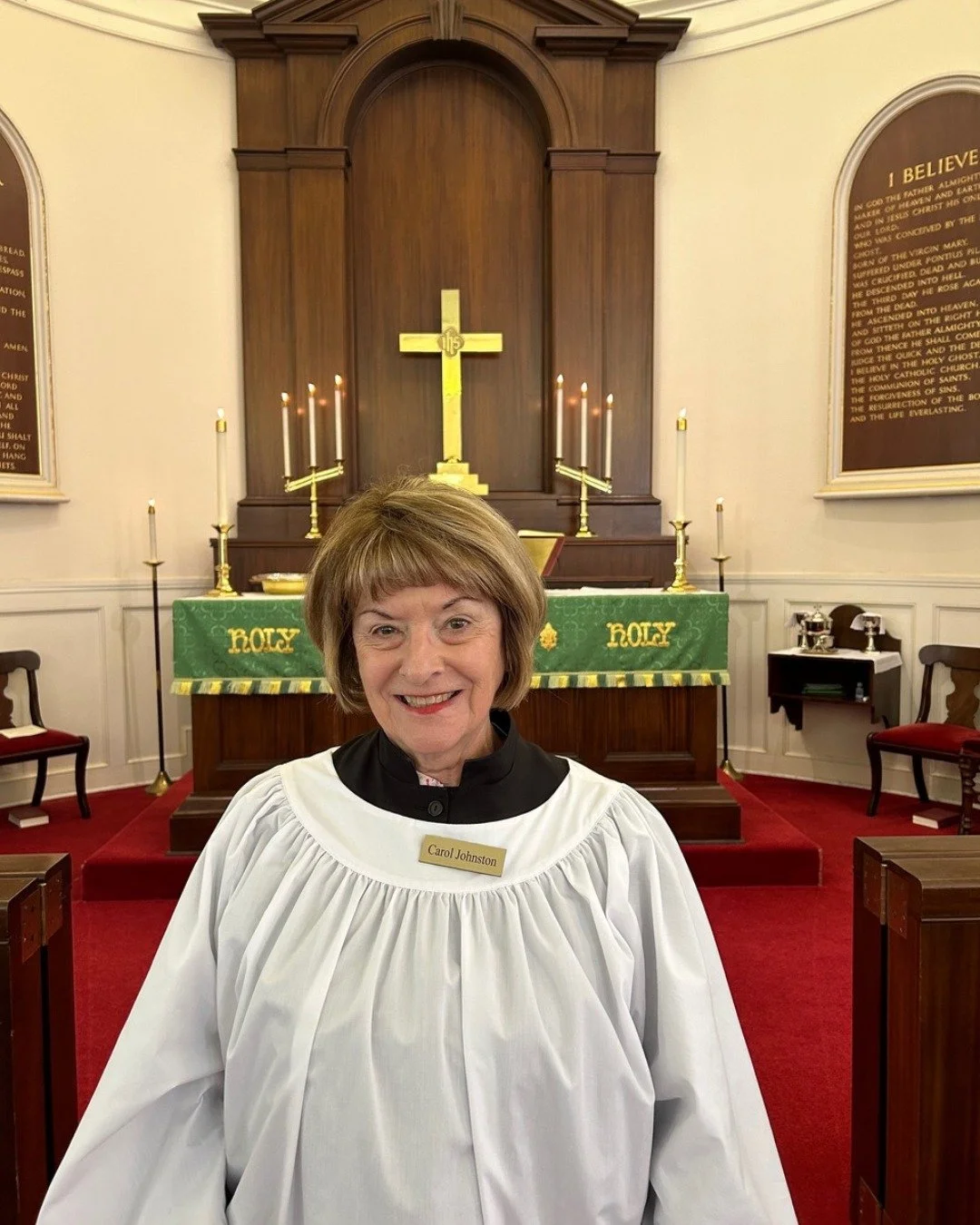 Meet Carol Johnston - one of our altos 🎵 

Originally from Calumet City, Illinois, Carol has called Charleston home for 35 years and joined our choir when it started in 2023. Her musical journey began with accordion lessons as a child (how cool is t