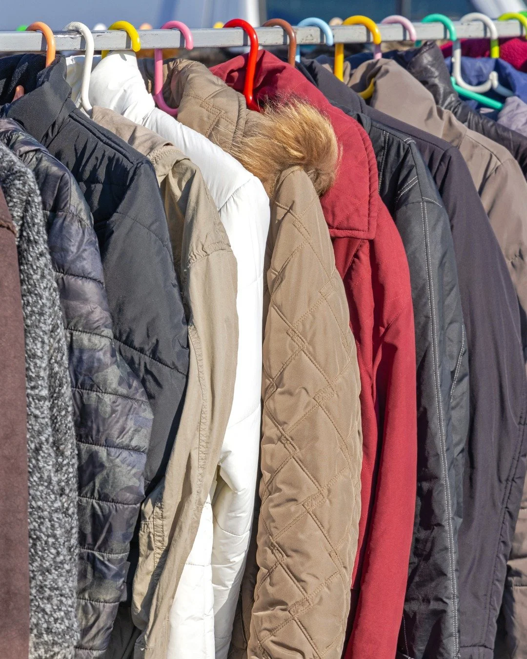 🧥 Palm Sunday Coat Drive - March 29th 🧥

As the weather warms up, coats often go on sale - this is a great time to pick up an extra one if you're able! You can also set aside any gently used coats from your closet.

We'll be collecting coats on Pal